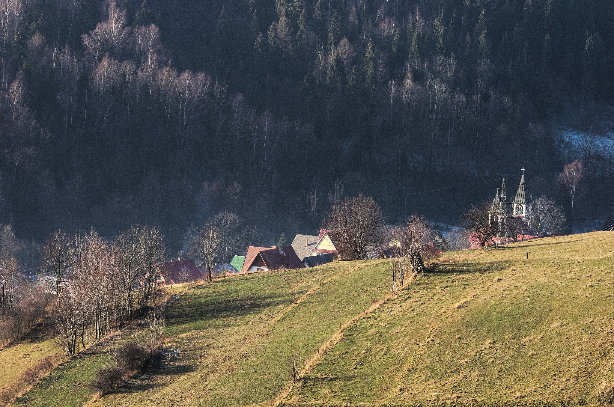 Pentax K-5 + Sigma 150-500mm F5-6.3 DG OS HSM sample photo. Ponice - village and church photography