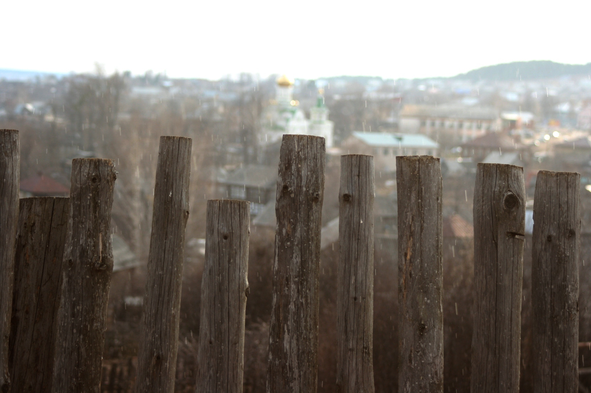 Canon EF 28-90mm f/4-5.6 sample photo. Fence photography