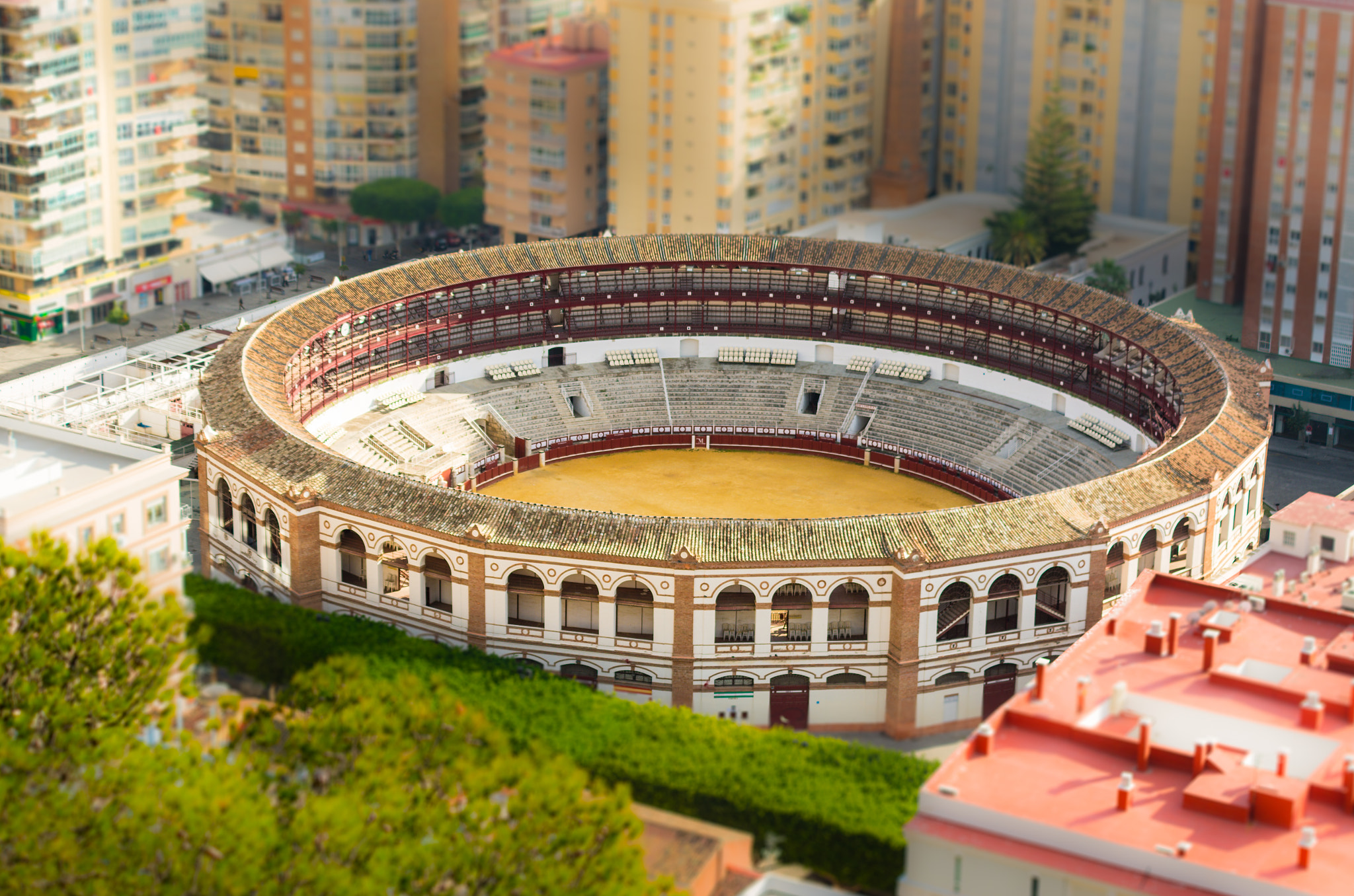 Pentax K-5 IIs + Sigma 70-200mm F2.8 EX DG Macro HSM II sample photo. Plaza de toros photography