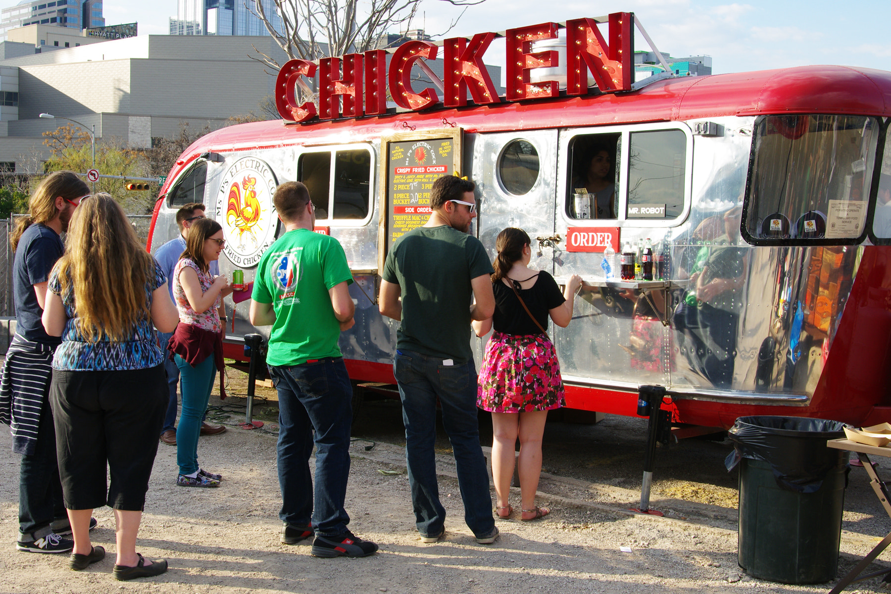 Tamron AF 28-75mm F2.8 XR Di LD Aspherical (IF) sample photo. Sxsw food truck photography