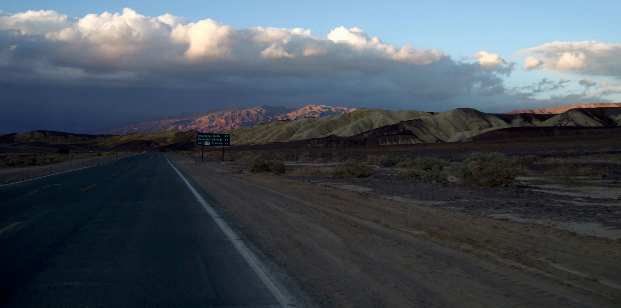 Fujifilm FinePix F30 sample photo. Death valley photography