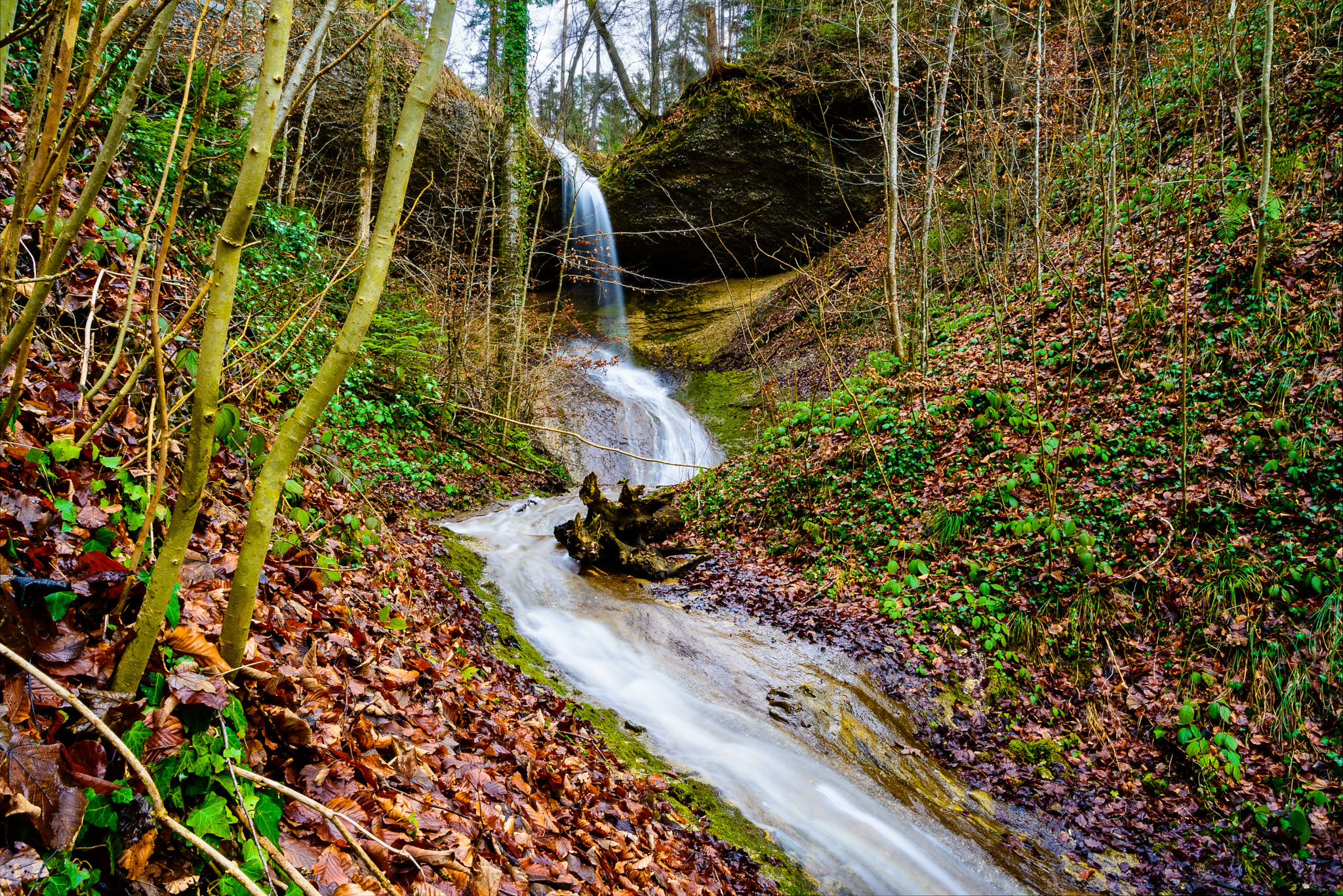 Sigma 18-250mm F3.5-6.3 DC OS HSM sample photo. Wasserfall weierbächli sicht von der mitte photography