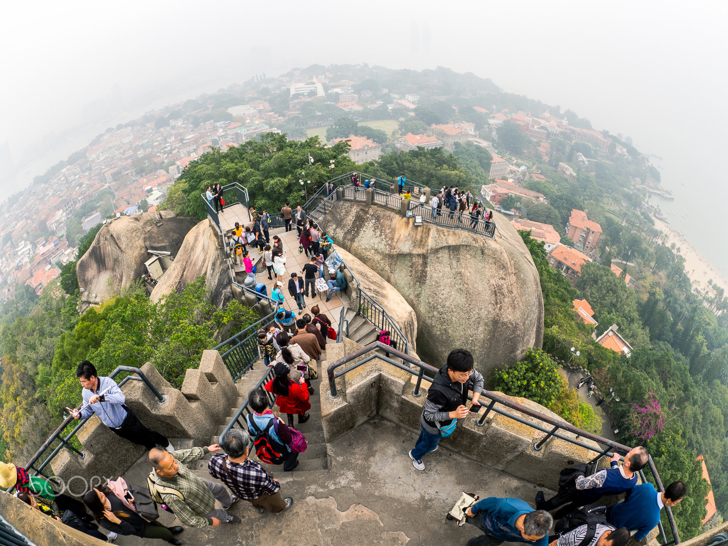 Olympus OM-D E-M10 + OLYMPUS M.8mm F1.8 sample photo. Summit of sunlight rock@gulangyu xiamen photography