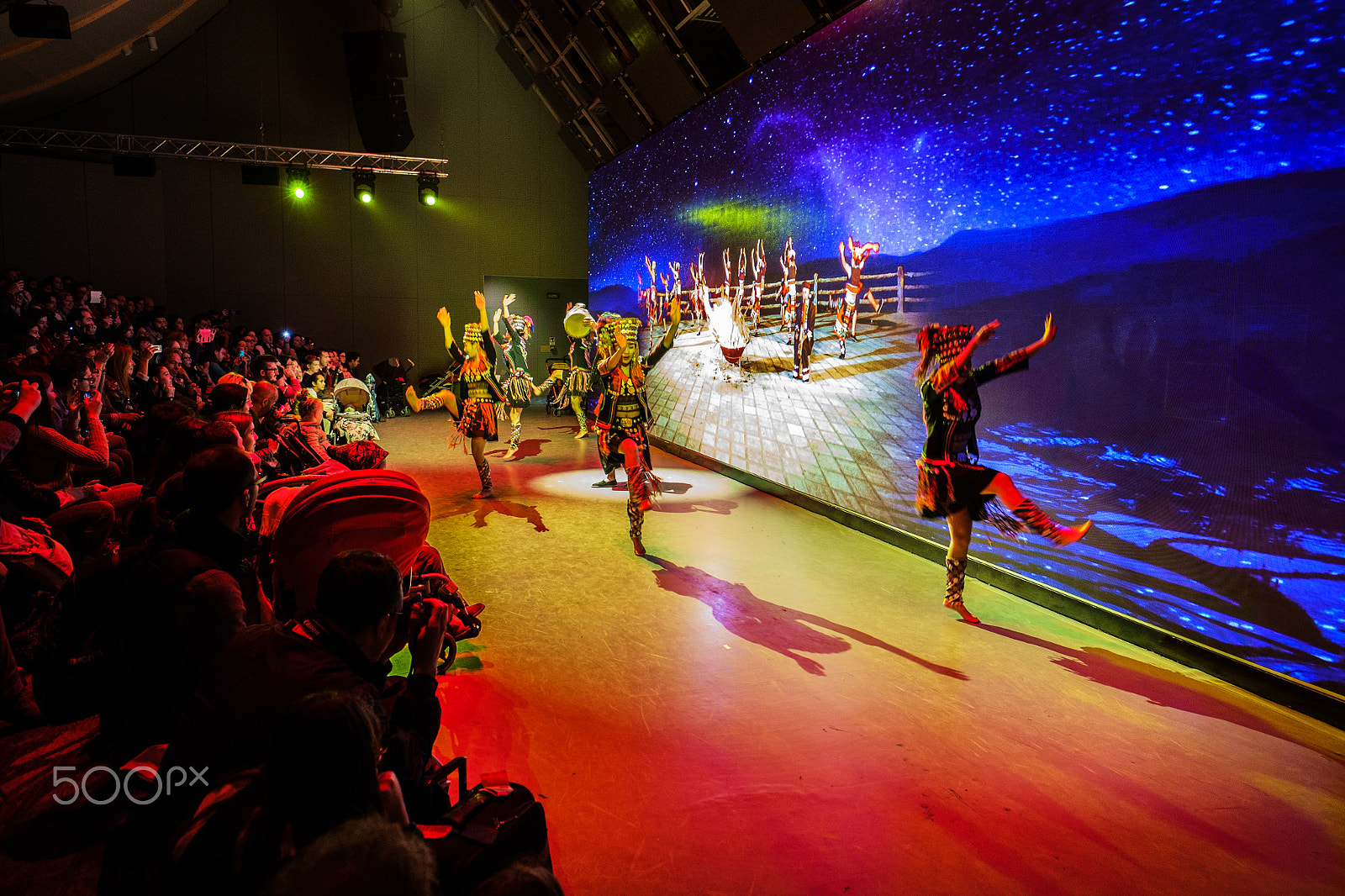 Fujifilm X-E1 + Fujifilm XF 16mm F1.4 R WR sample photo. Dancers, pavillon china - expo 2015 photography