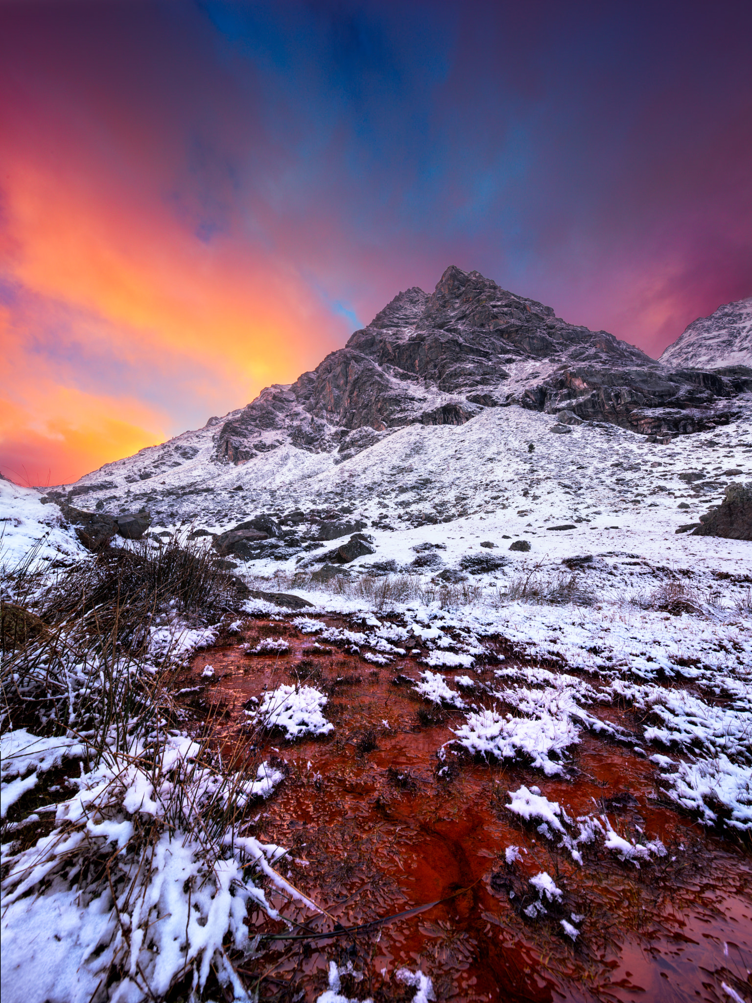 Canon EOS 5DS + Canon TS-E 17mm F4L Tilt-Shift sample photo. Red mare! photography