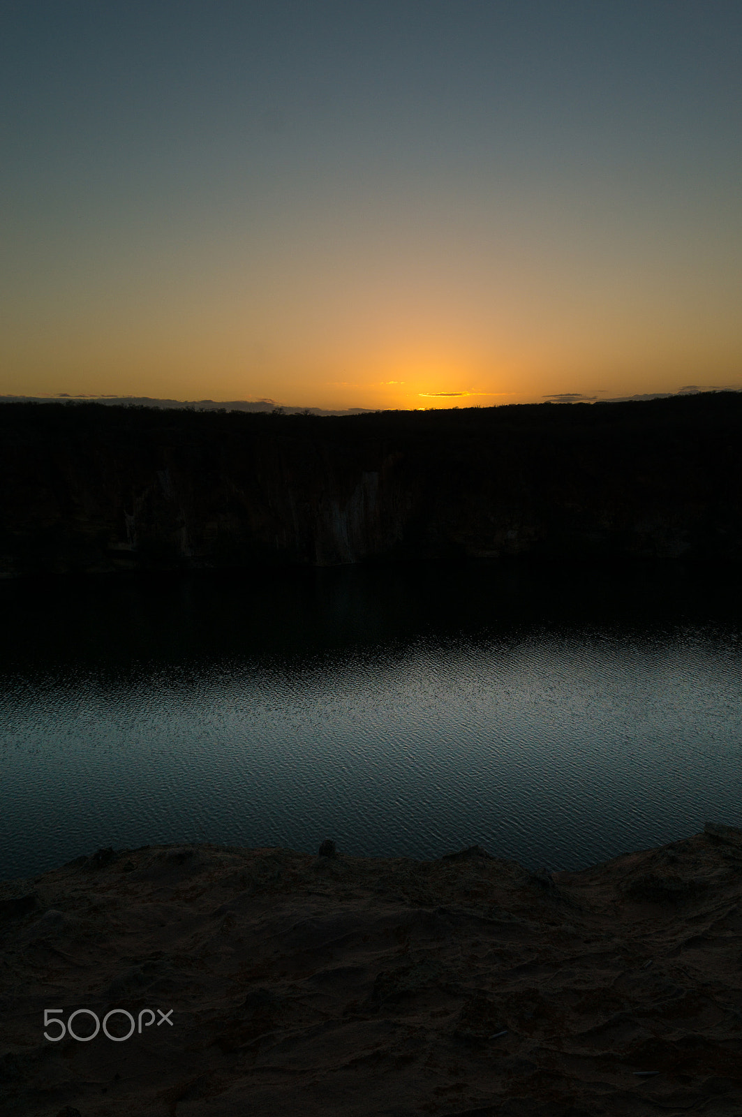 Sony E 18-200mm F3.5-6.3 OSS sample photo. Espelho d'agua photography