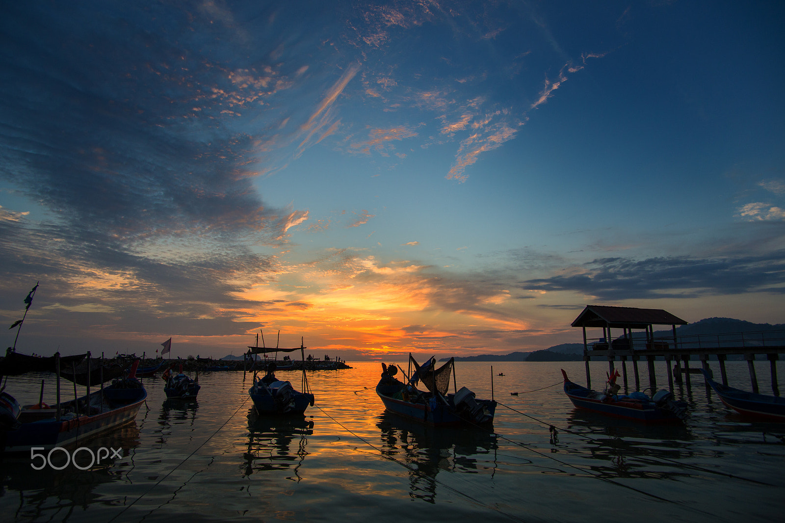 Canon EOS 6D + Canon EF 20-35mm f/2.8L sample photo. Fishing village photography