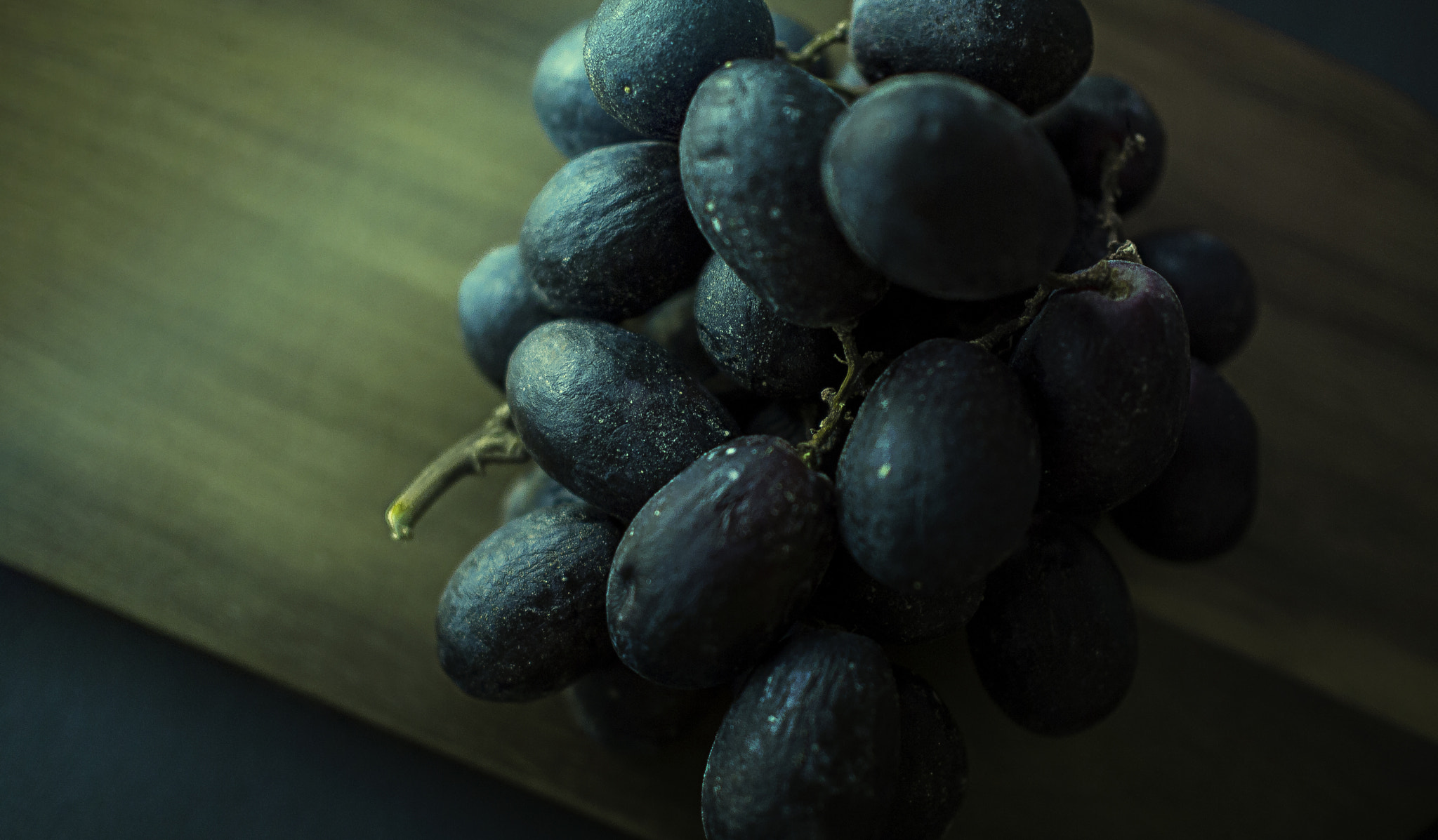 Olympus PEN E-PL3 + Olympus M.Zuiko Digital 25mm F1.8 sample photo. Still life with grapes 2 photography