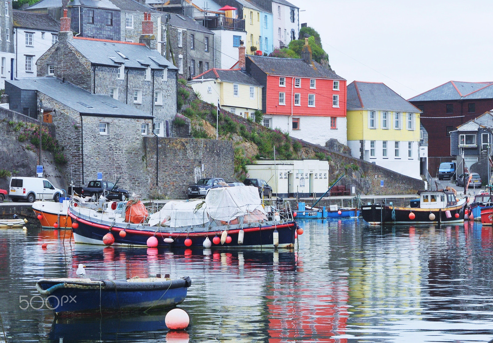 AF Zoom-Nikkor 70-300mm f/4-5.6D ED sample photo. Reflections in a seaside fishing village photography