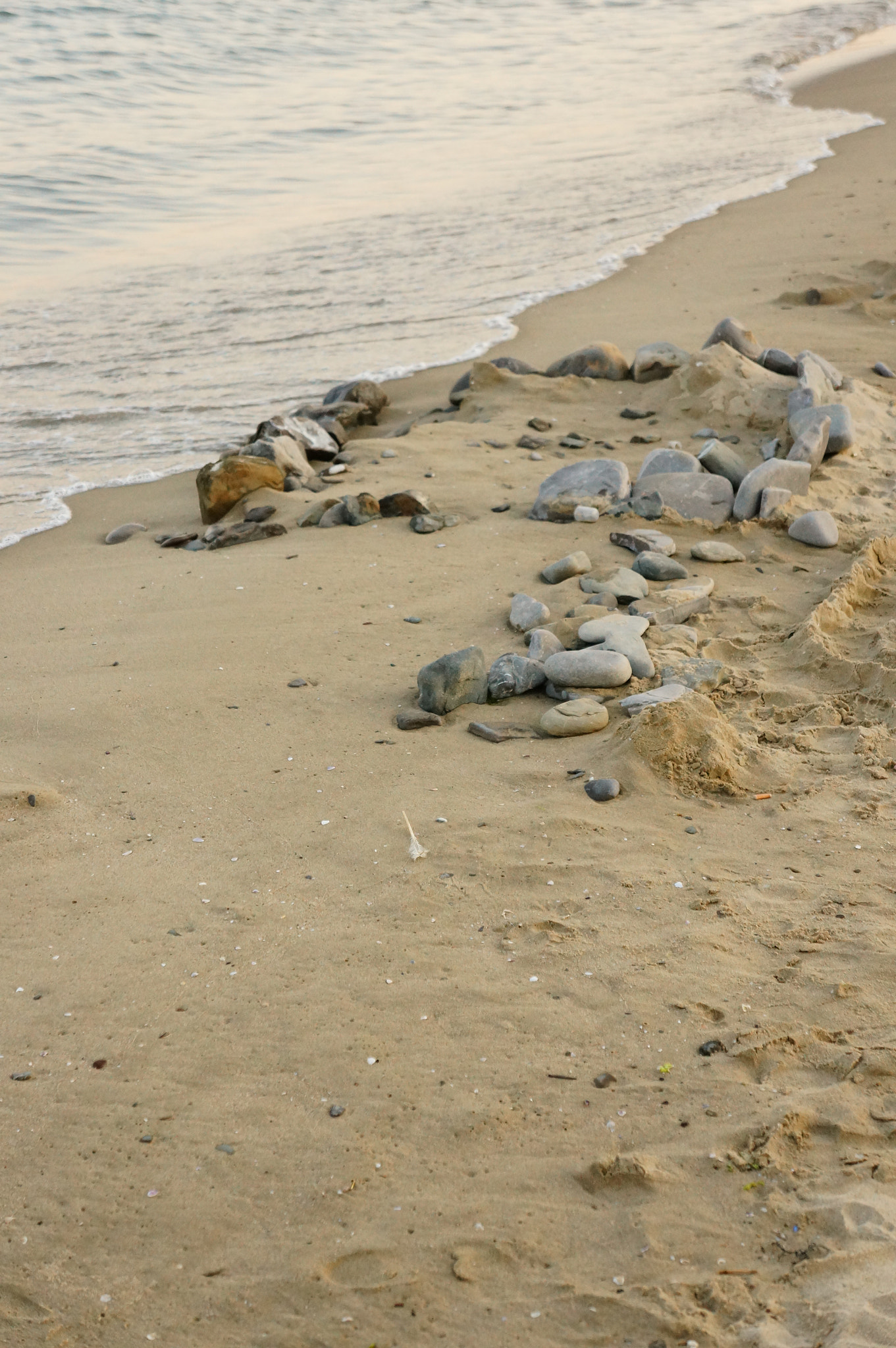 Sony E 18-55mm F3.5-5.6 OSS sample photo. Sand beach photography