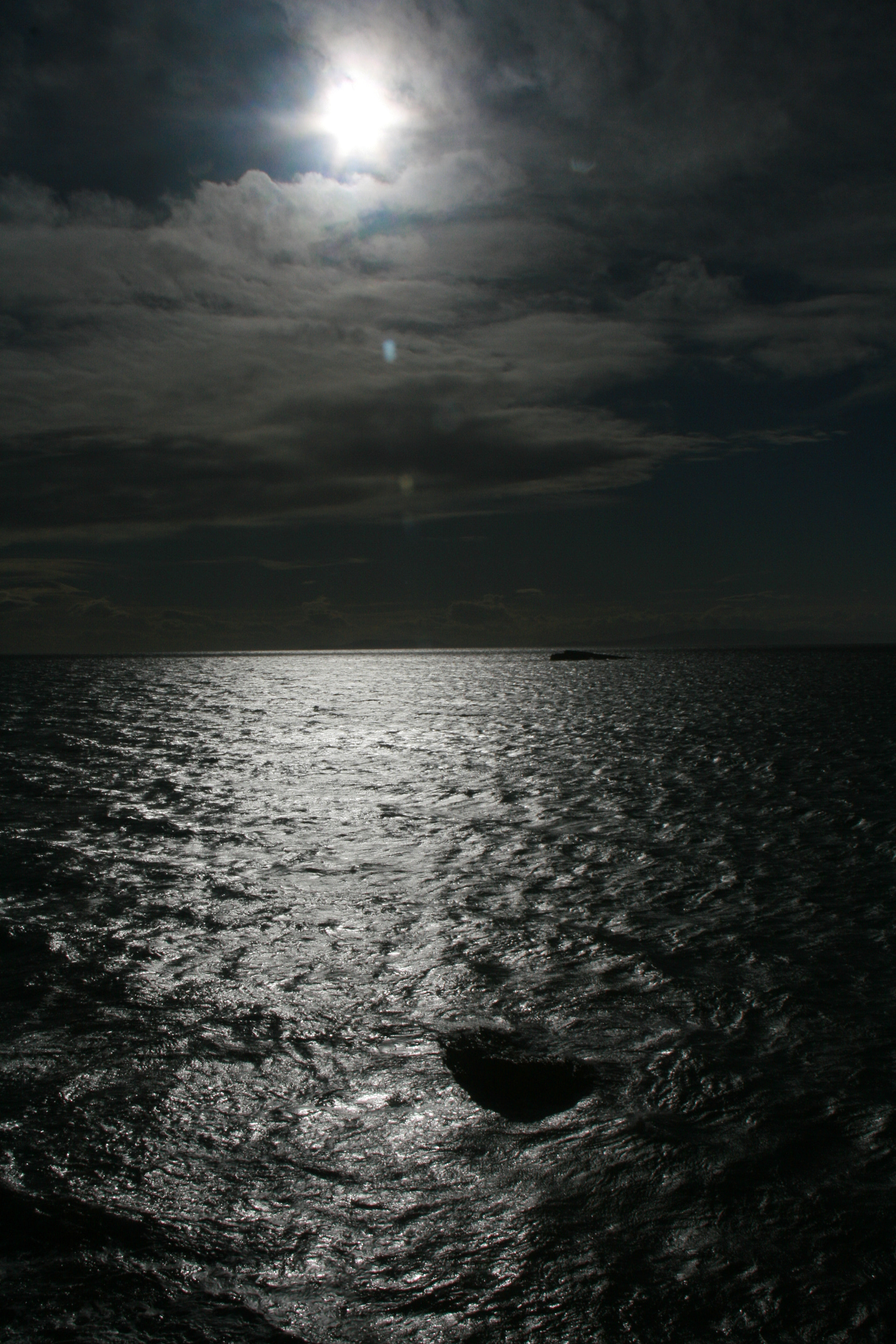Canon EF-S 18-200mm F3.5-5.6 IS sample photo. Leadsea photography