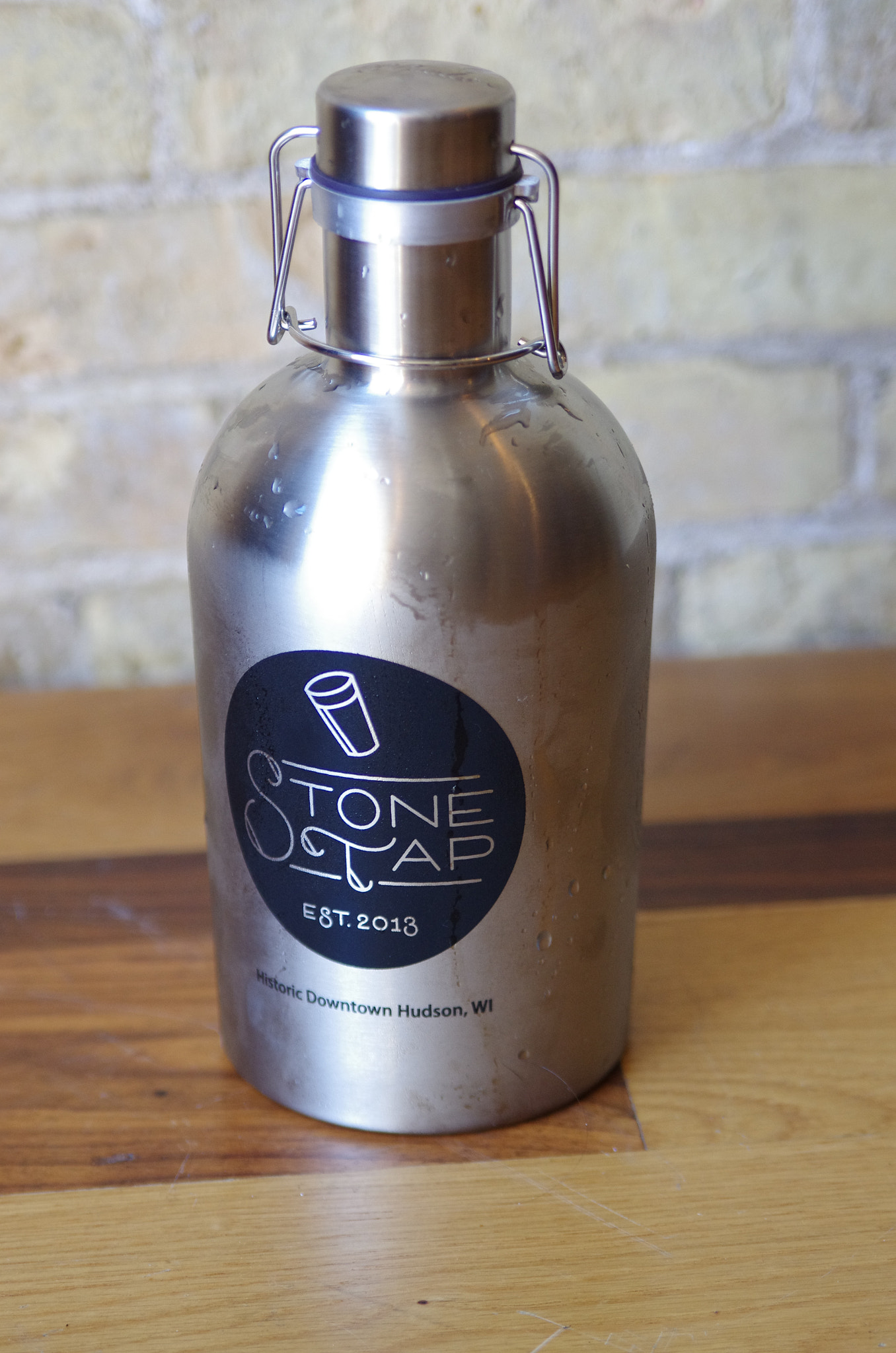 Tamron AF 28-75mm F2.8 XR Di LD Aspherical (IF) sample photo. Stone tap photography