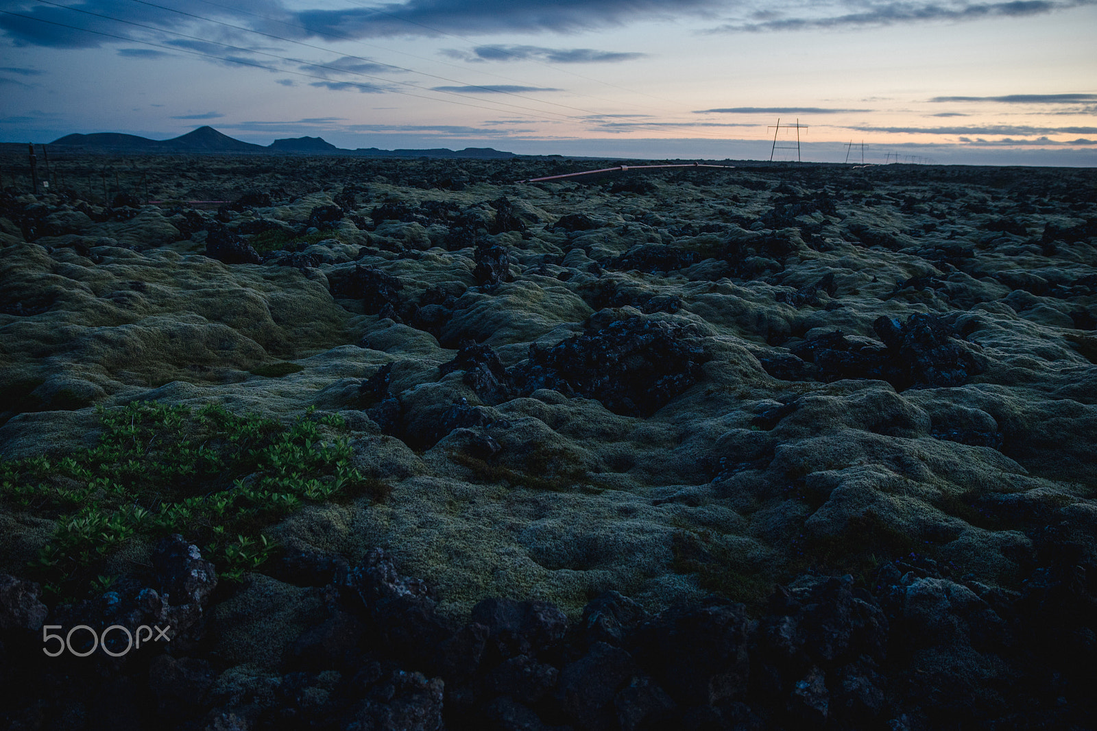 Canon EF 24-70mm F2.8L II USM sample photo. Keflavik iceland at night photography