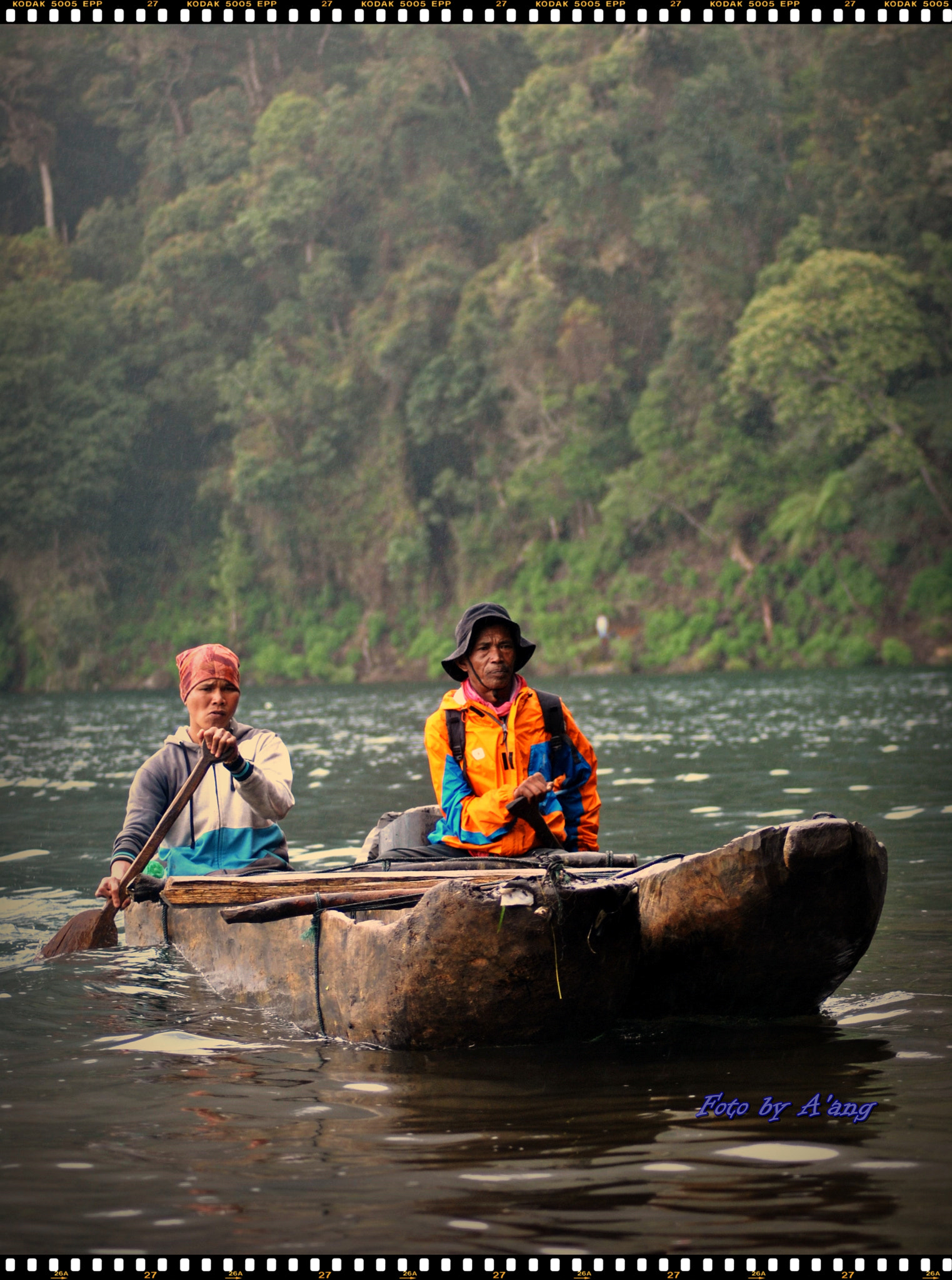 Nikon AF Nikkor 70-300mm F4-5.6G sample photo. Lake gunung tujuh (seven lakes mountain) photography