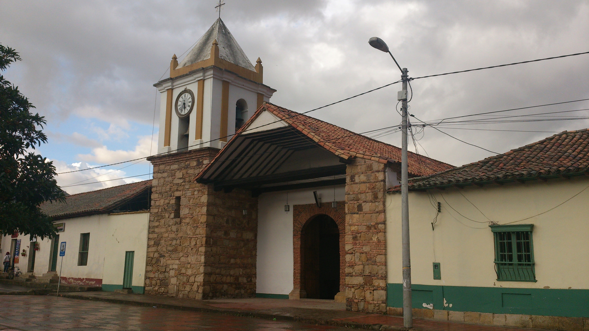 Sony Xperia V sample photo. Church in suesca city colombia photography