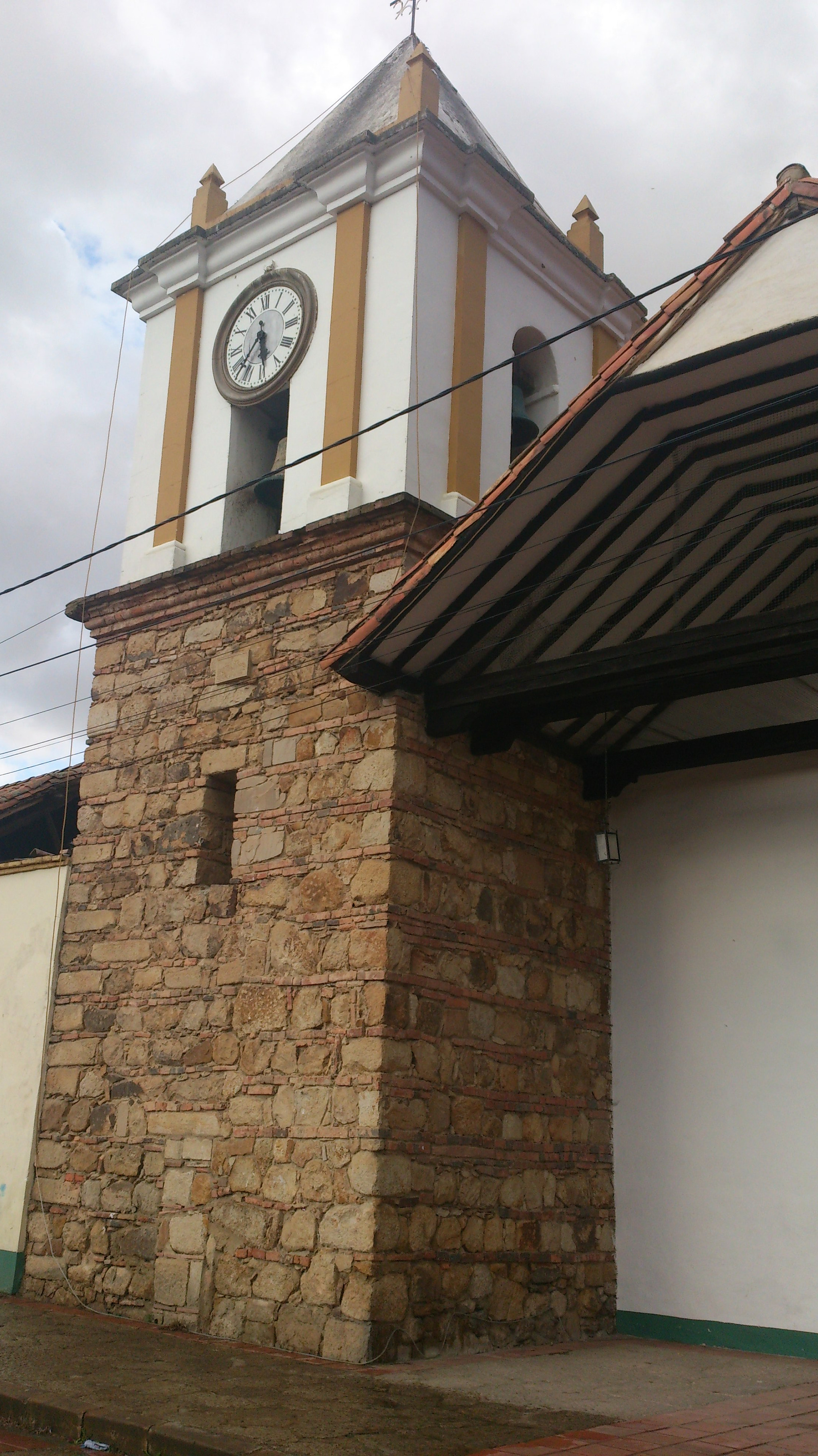 Sony Xperia V sample photo. Church in suesca city colombia photography