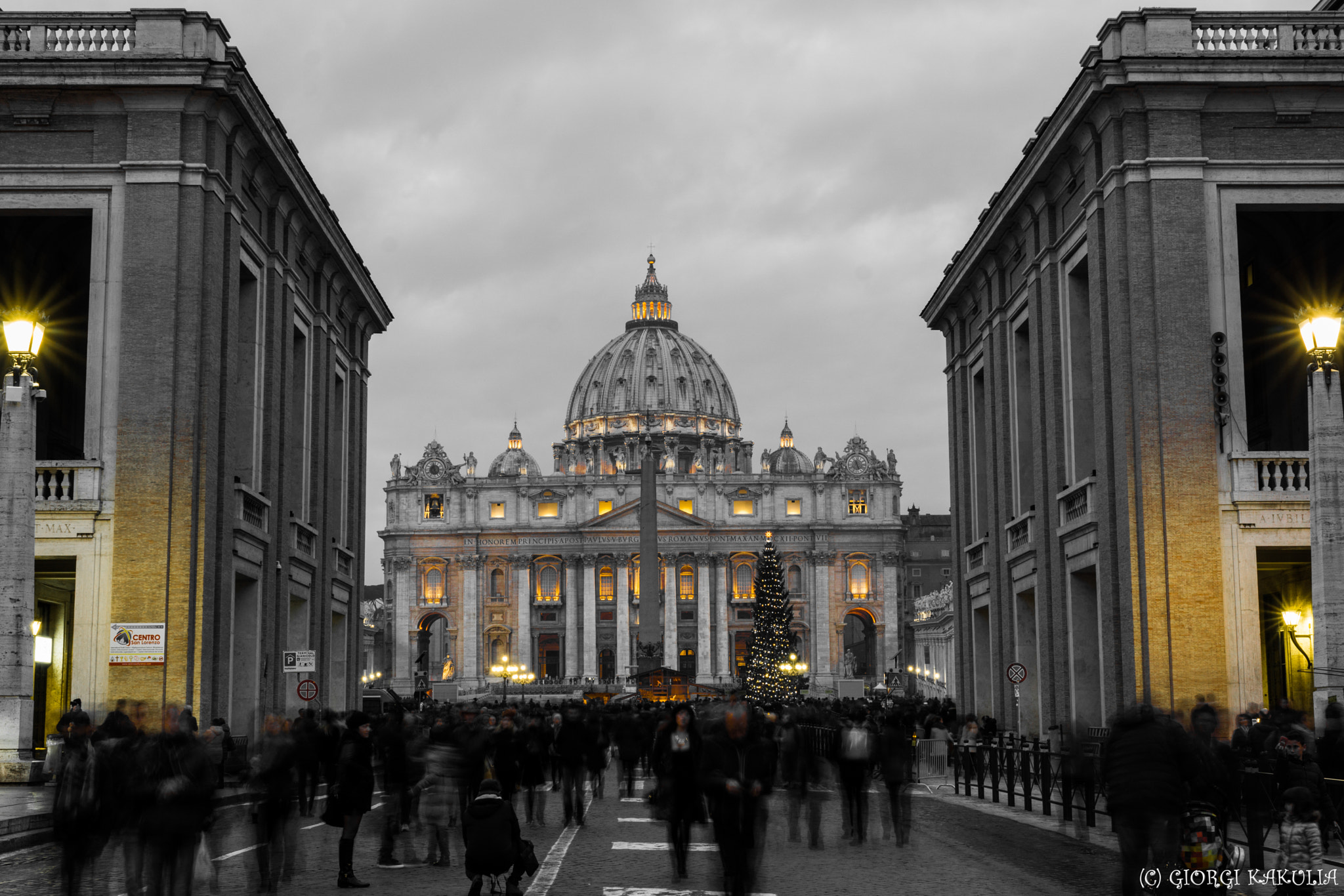 E 32mm F1.8 sample photo. St. peters cathedral, rome photography