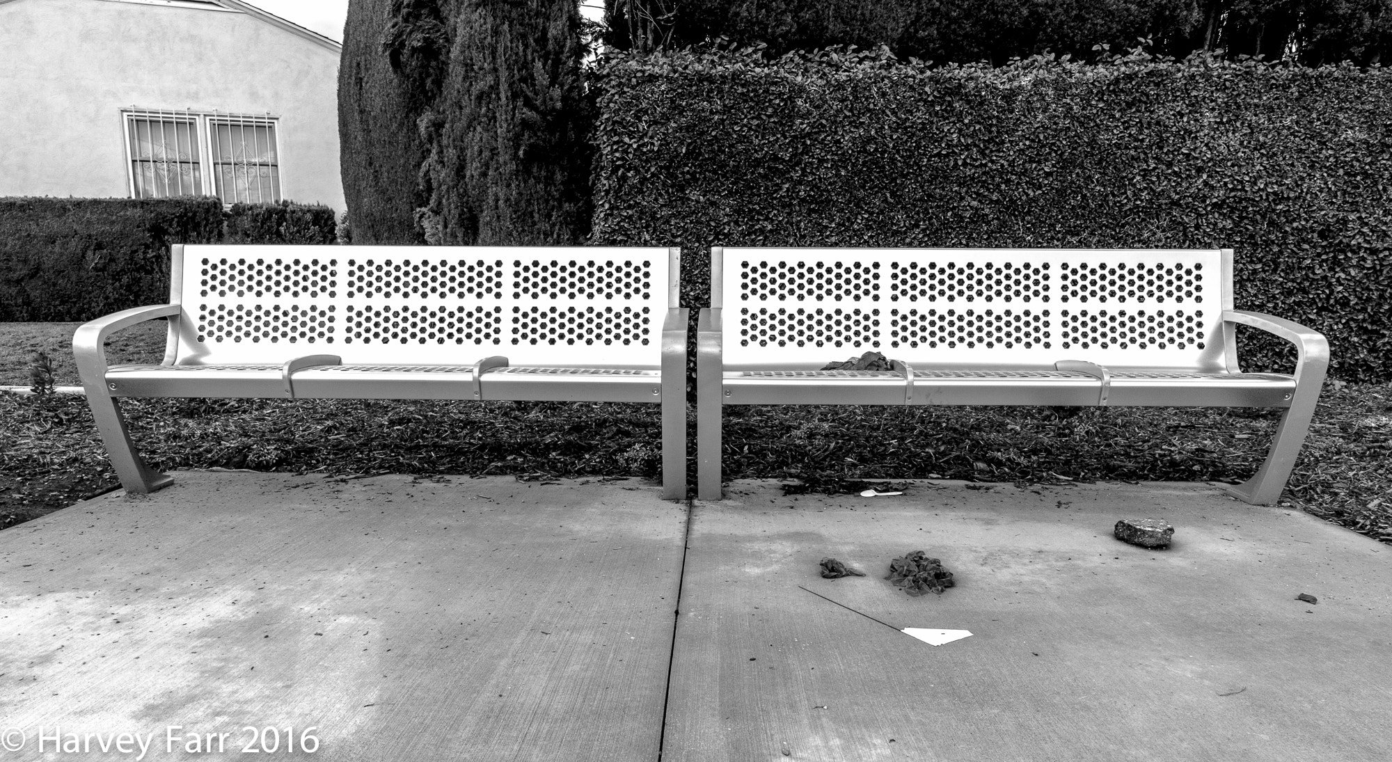 Canon EF-S 10-18mm F4.5–5.6 IS STM sample photo. Train benches photography