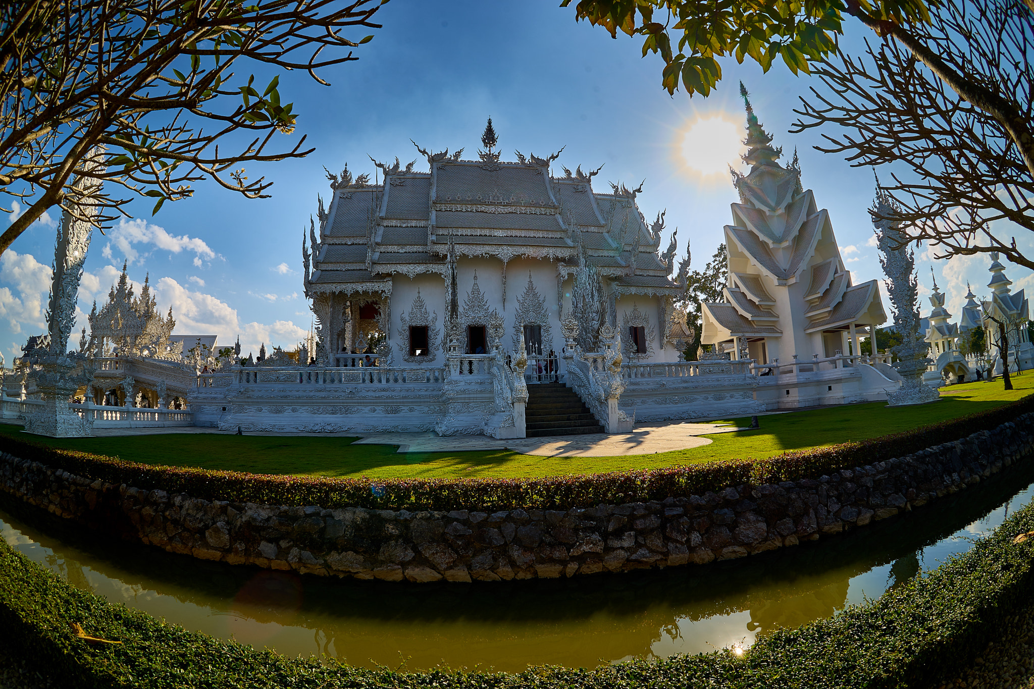 Sony a7 II + FE 16mm F3.5 Fisheye sample photo. The white temple photography