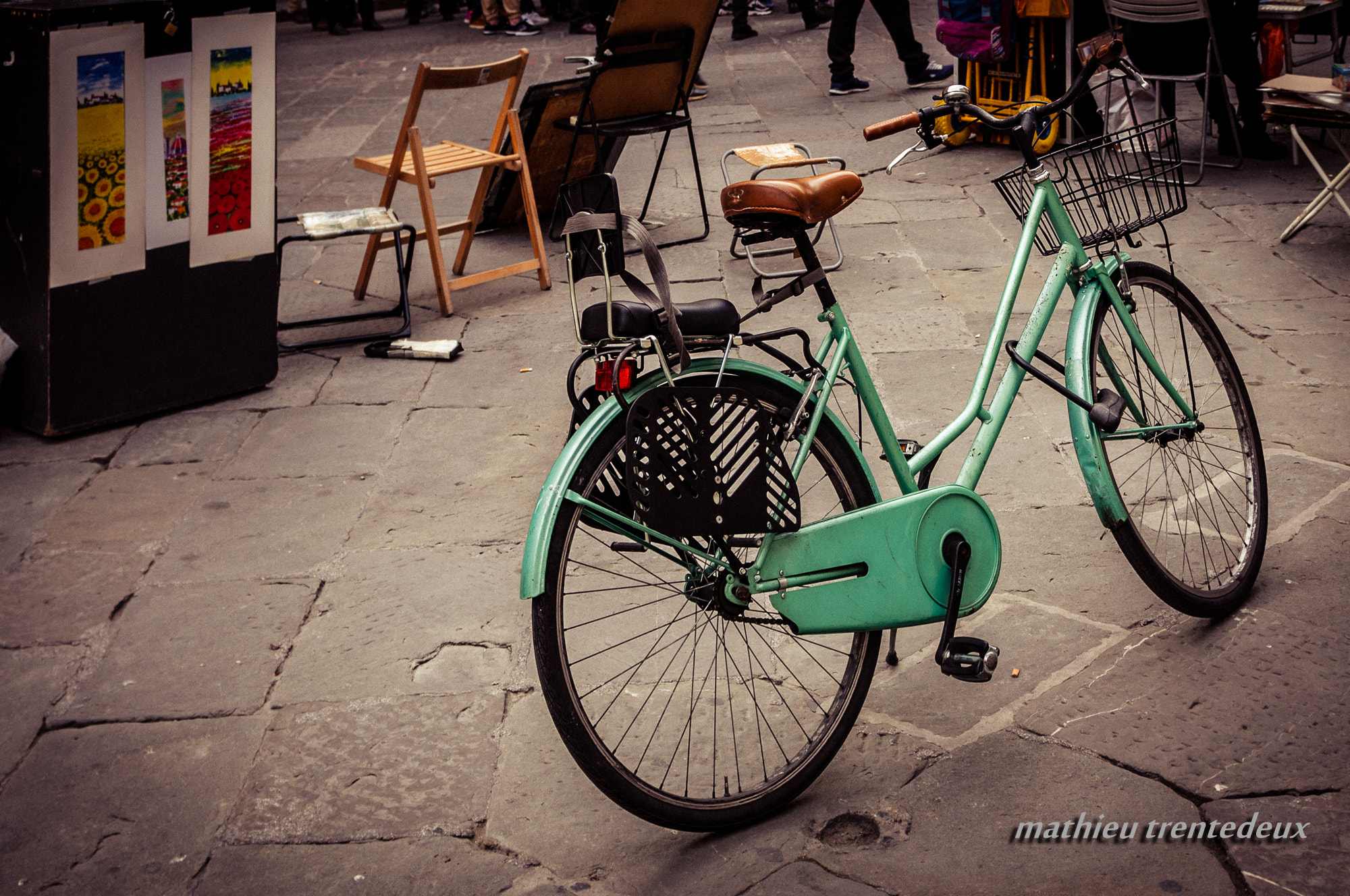 Sigma 17-70mm F2.8-4 DC Macro OS HSM | C sample photo. Florence - vélo 2 photography
