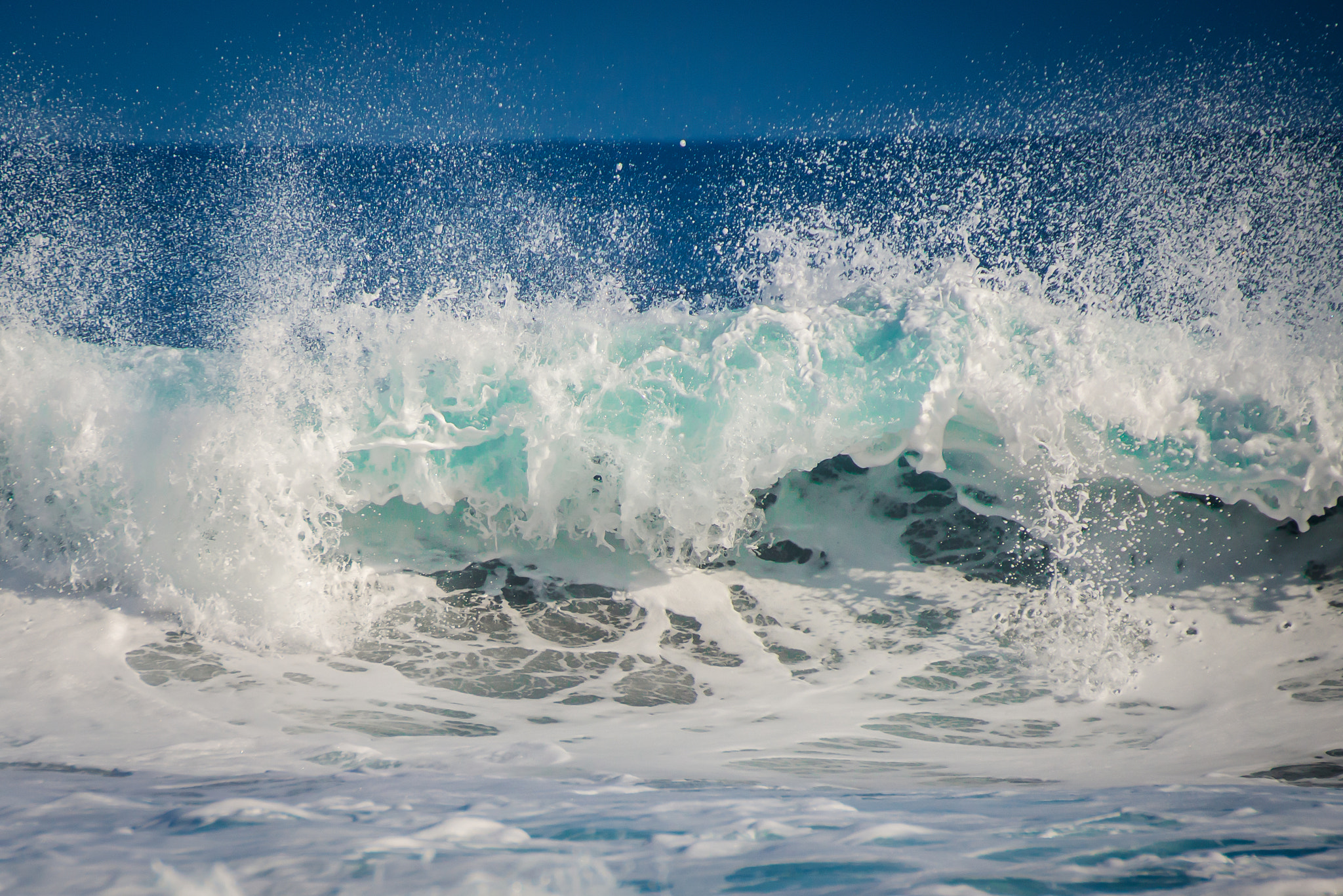 Sigma 50-500mm F4.5-6.3 DG OS HSM sample photo. Crash photography