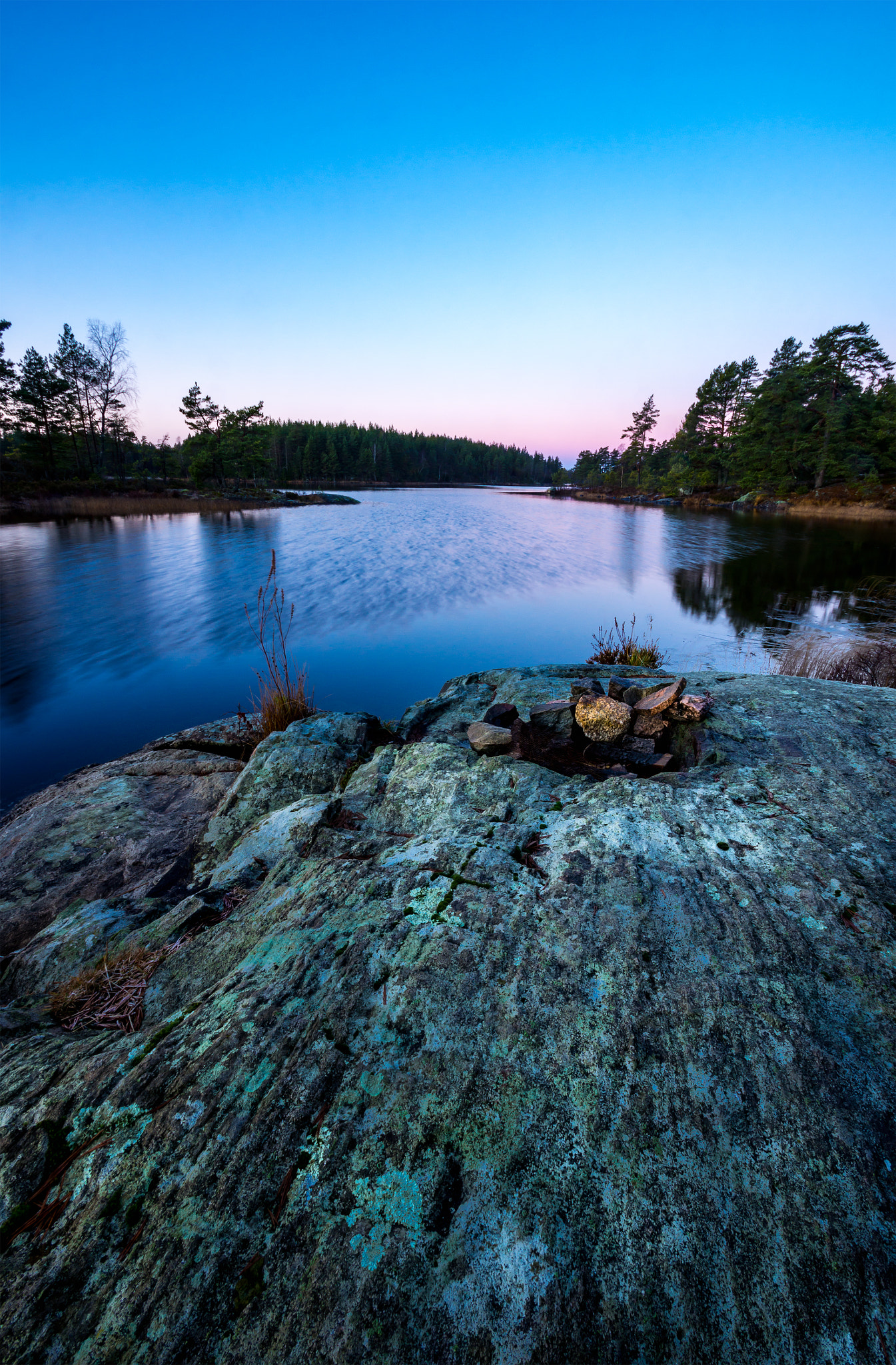 Sony SLT-A77 sample photo. Early clear fall morning photography