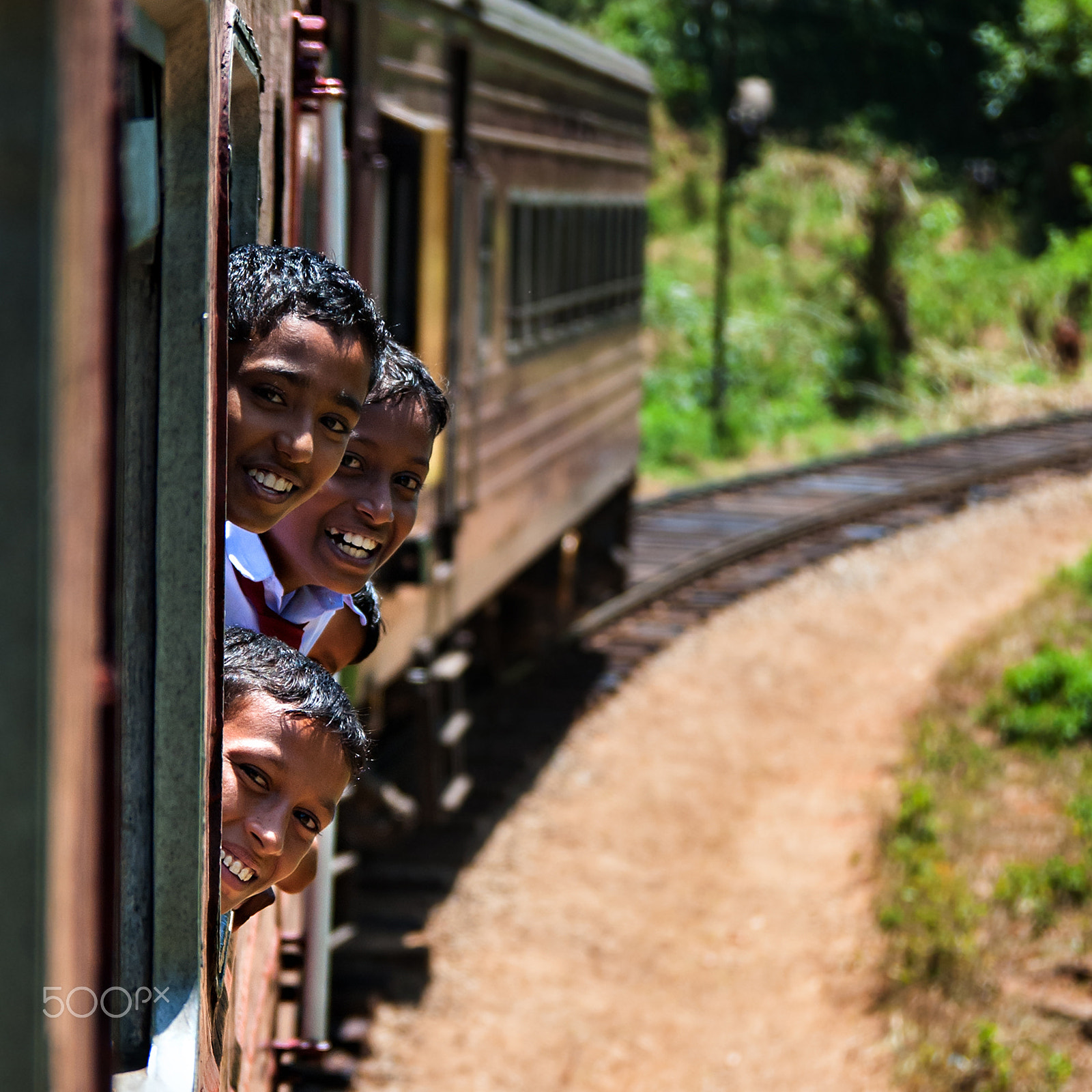 Nikon D300 + Sigma 18-50mm F2.8 EX DC sample photo. Train ride in sri lanka photography