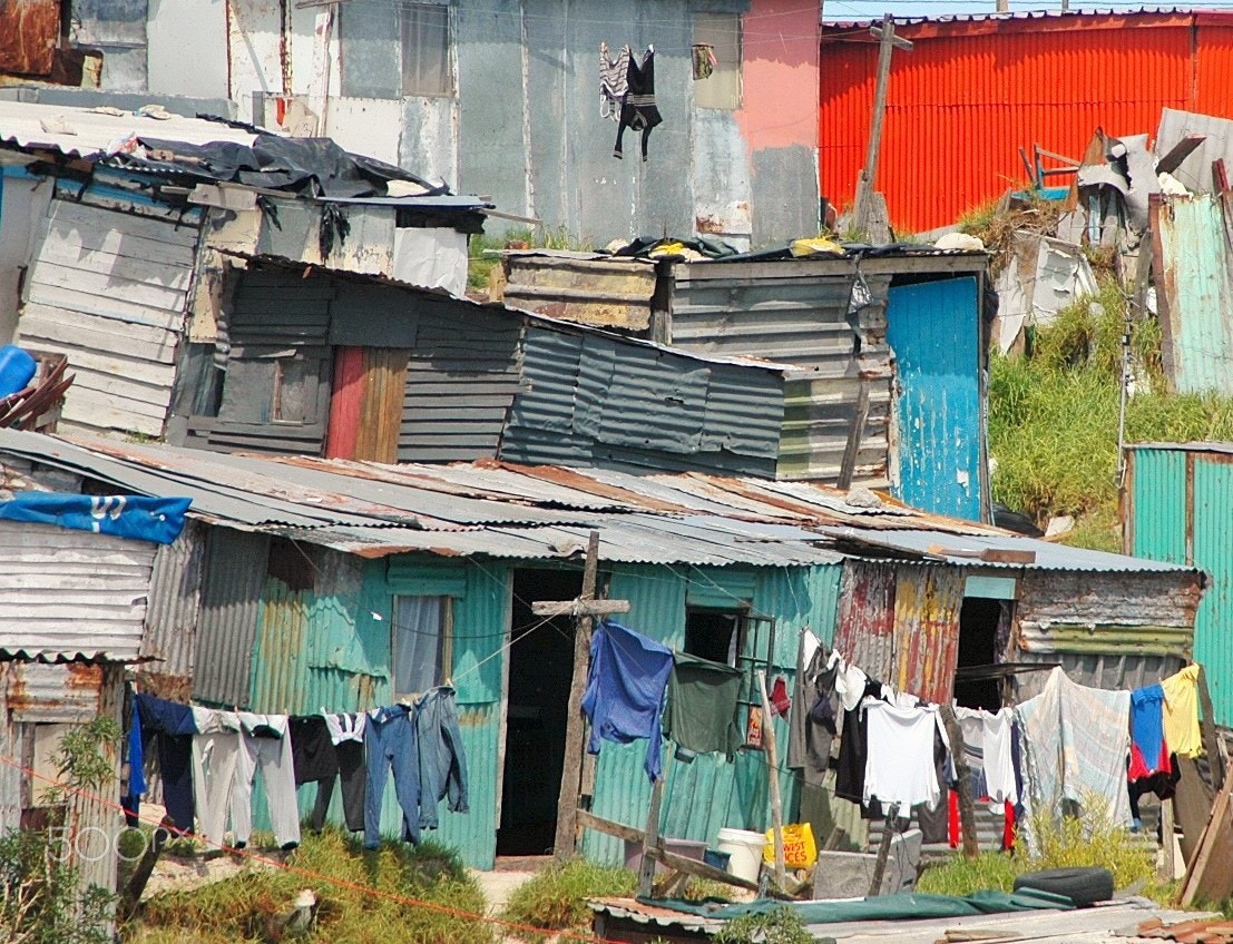 AF Zoom-Nikkor 70-300mm f/4-5.6D ED sample photo. Shanty settlement cape town photography