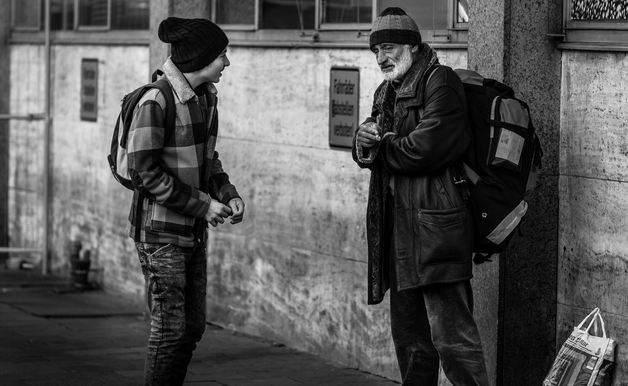 Canon EOS-1Ds Mark II sample photo. The young and the old poor photography