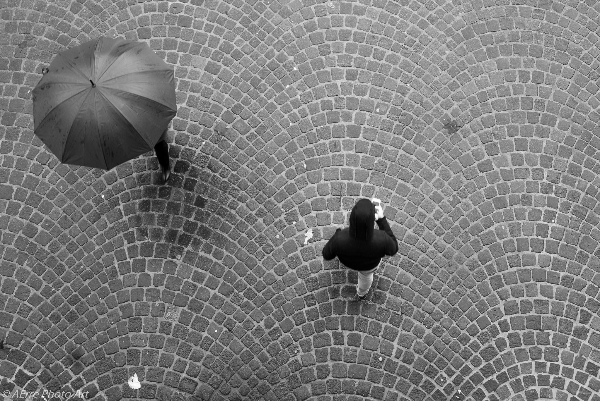 Sigma 17-70mm F2.8-4.5 DC Macro Asp. IF sample photo. Sotto la pioggia photography