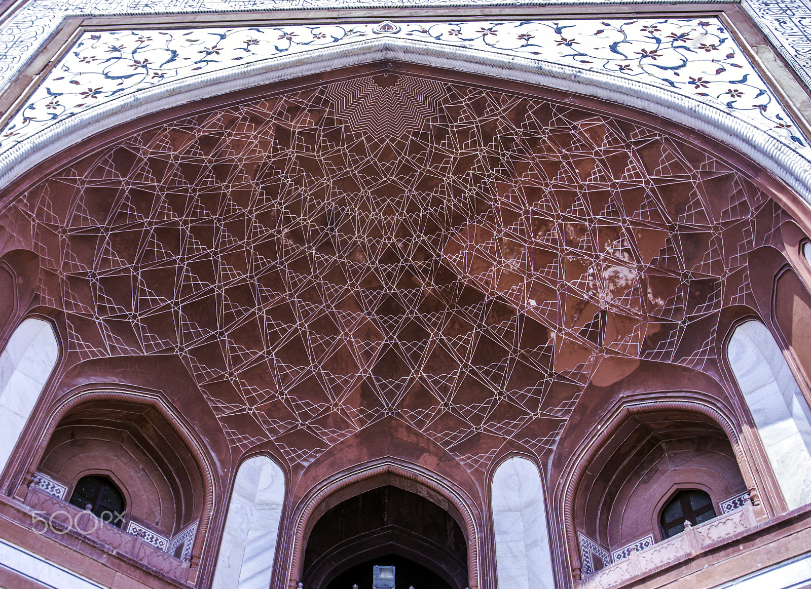 Sigma 17-70mm F2.8-4 DC Macro OS HSM sample photo. Arch of the taj gate photography