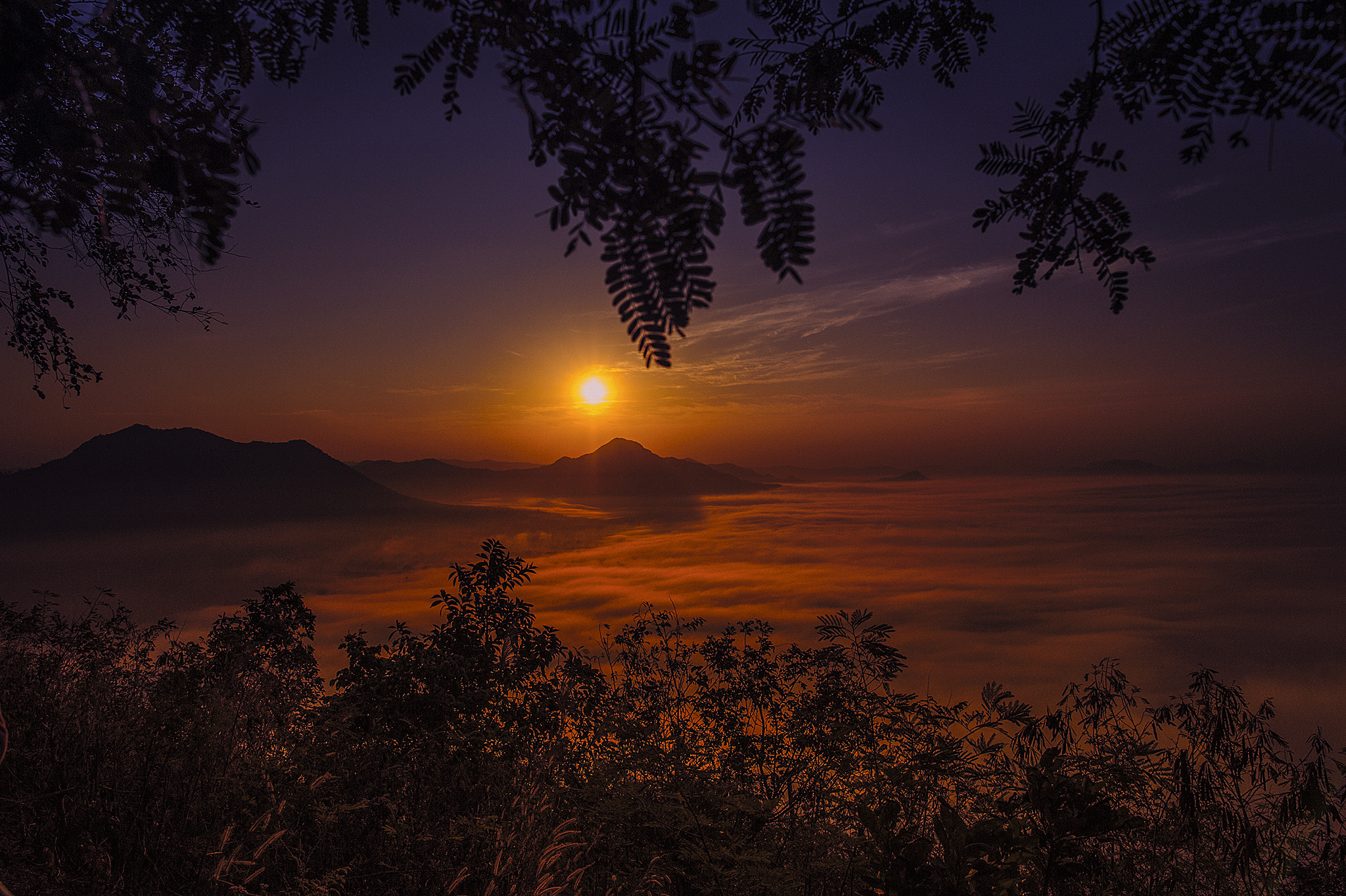 Nikon D700 + Nikon AF-S Nikkor 24mm F1.4G ED sample photo. Sunrise @photorg loei photography