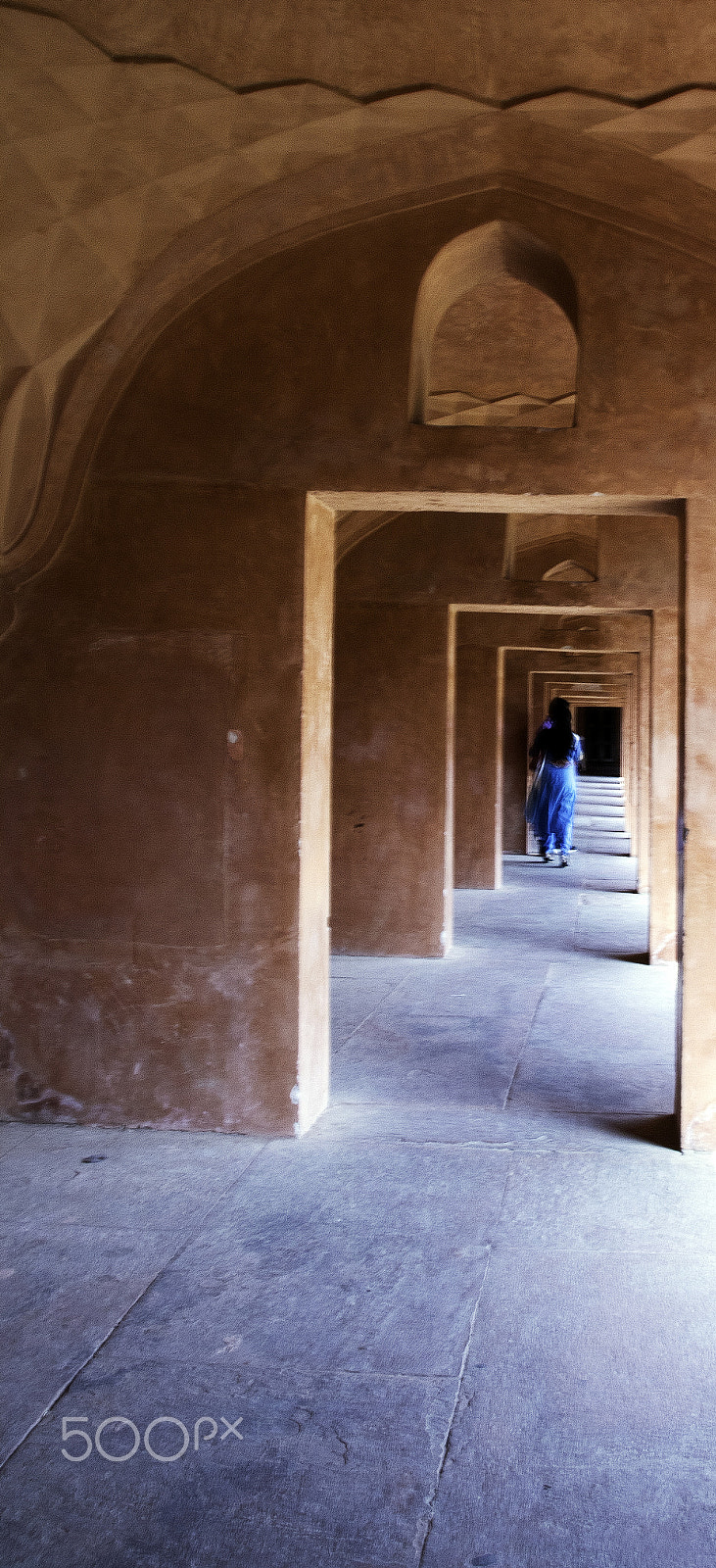 Sigma 17-70mm F2.8-4 DC Macro OS HSM sample photo. Corridors of the taj photography