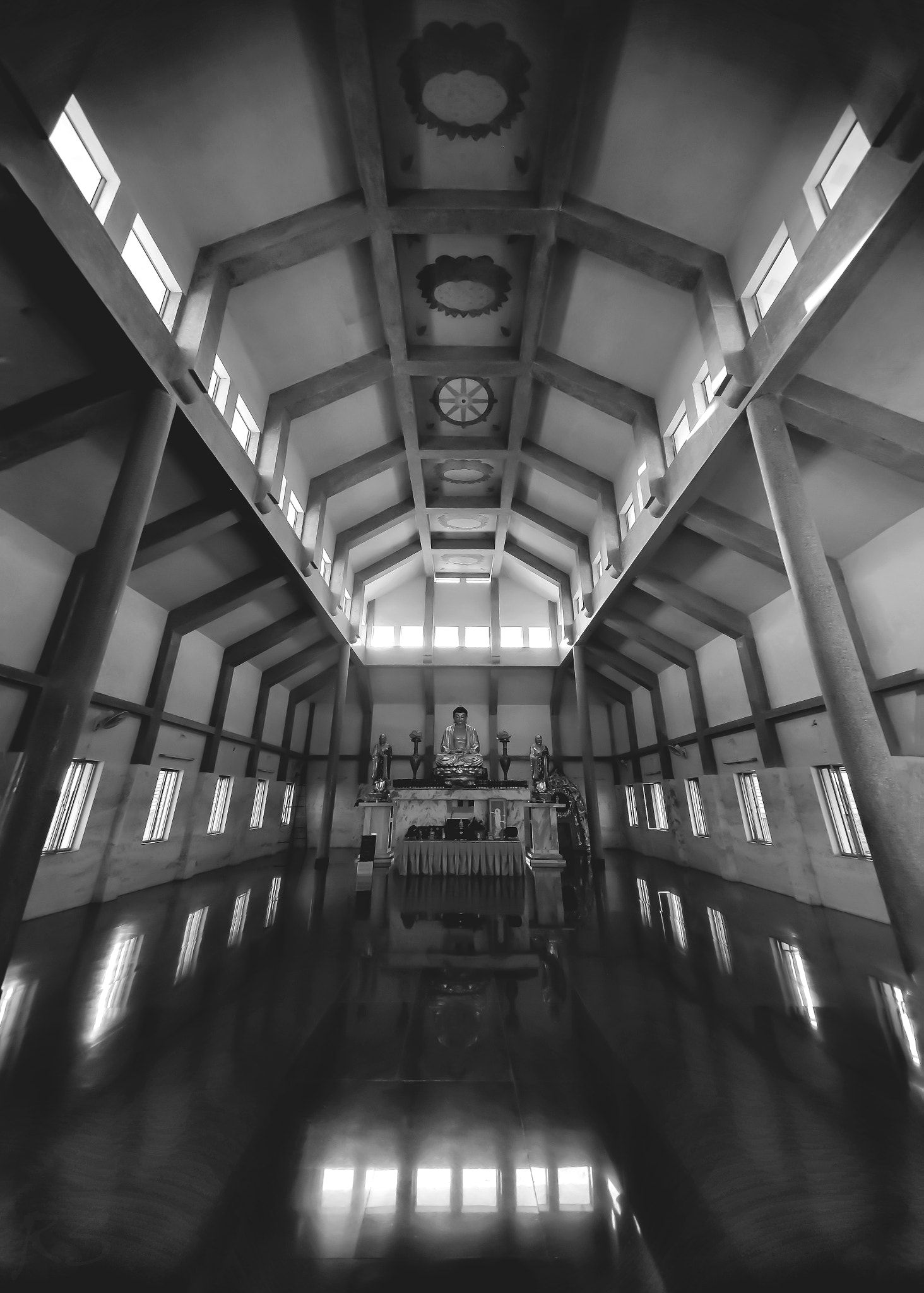 Canon EOS 6D + Sigma 10-20mm F4-5.6 EX DC HSM sample photo. Symmetry photography