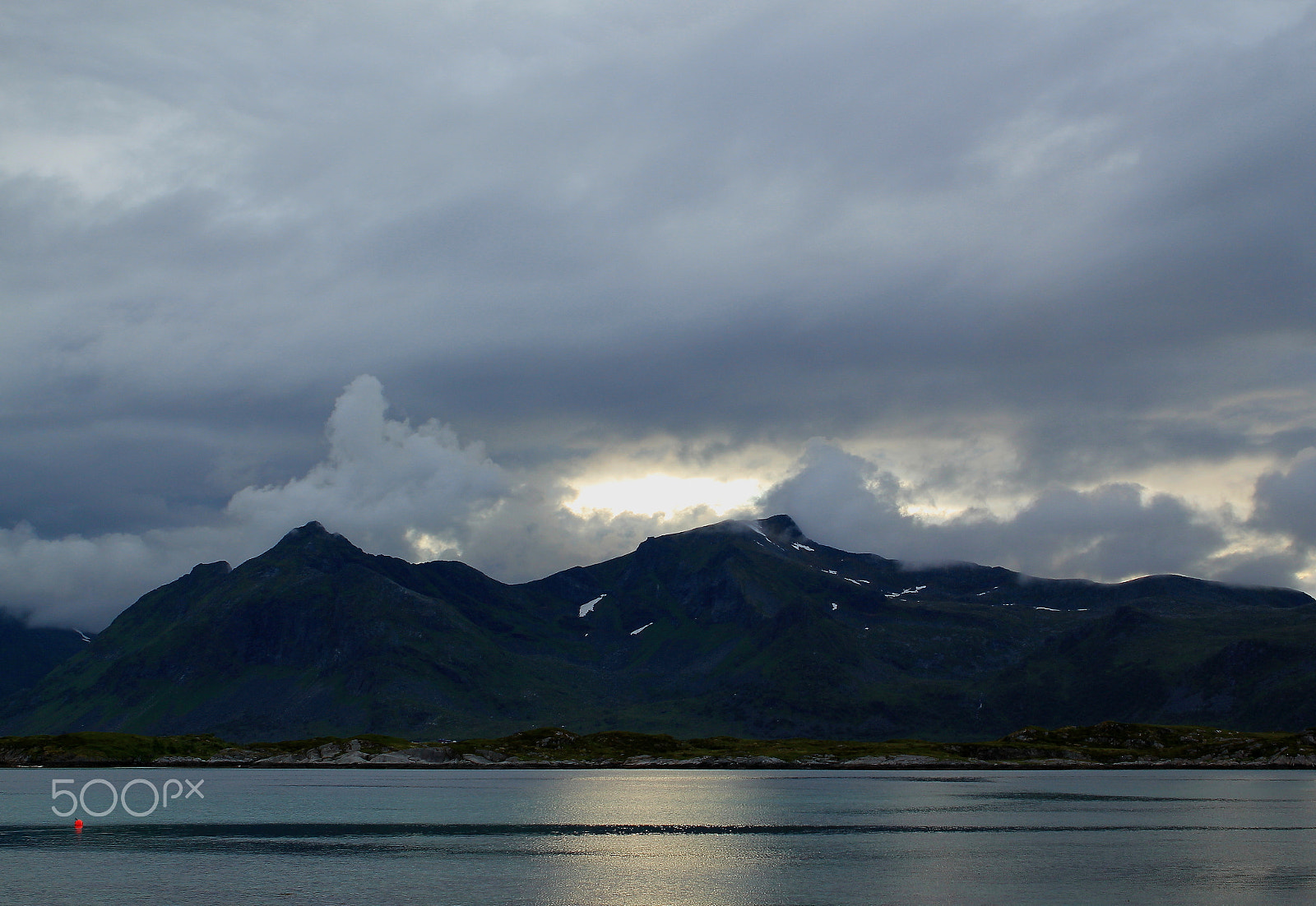 Canon EF-S 18-55mm F3.5-5.6 IS sample photo. Go chase the sun photography