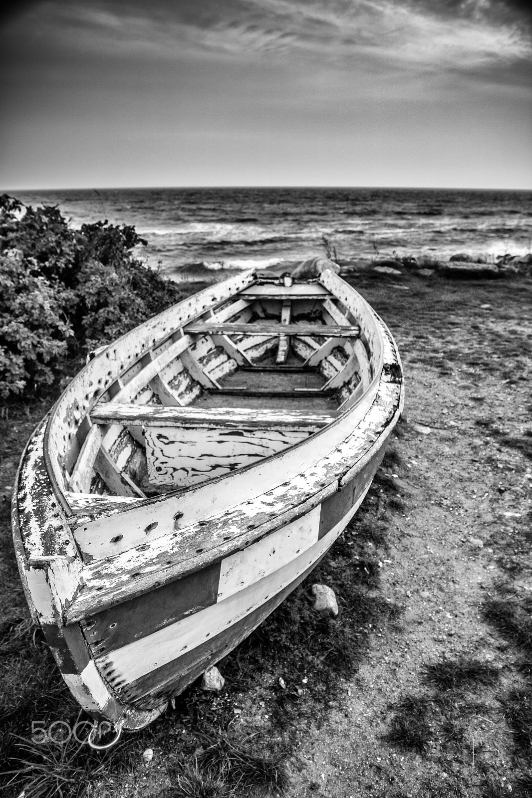 Sigma 17-70mm F2.8-4 DC Macro OS HSM sample photo. Beach boat 2 photography