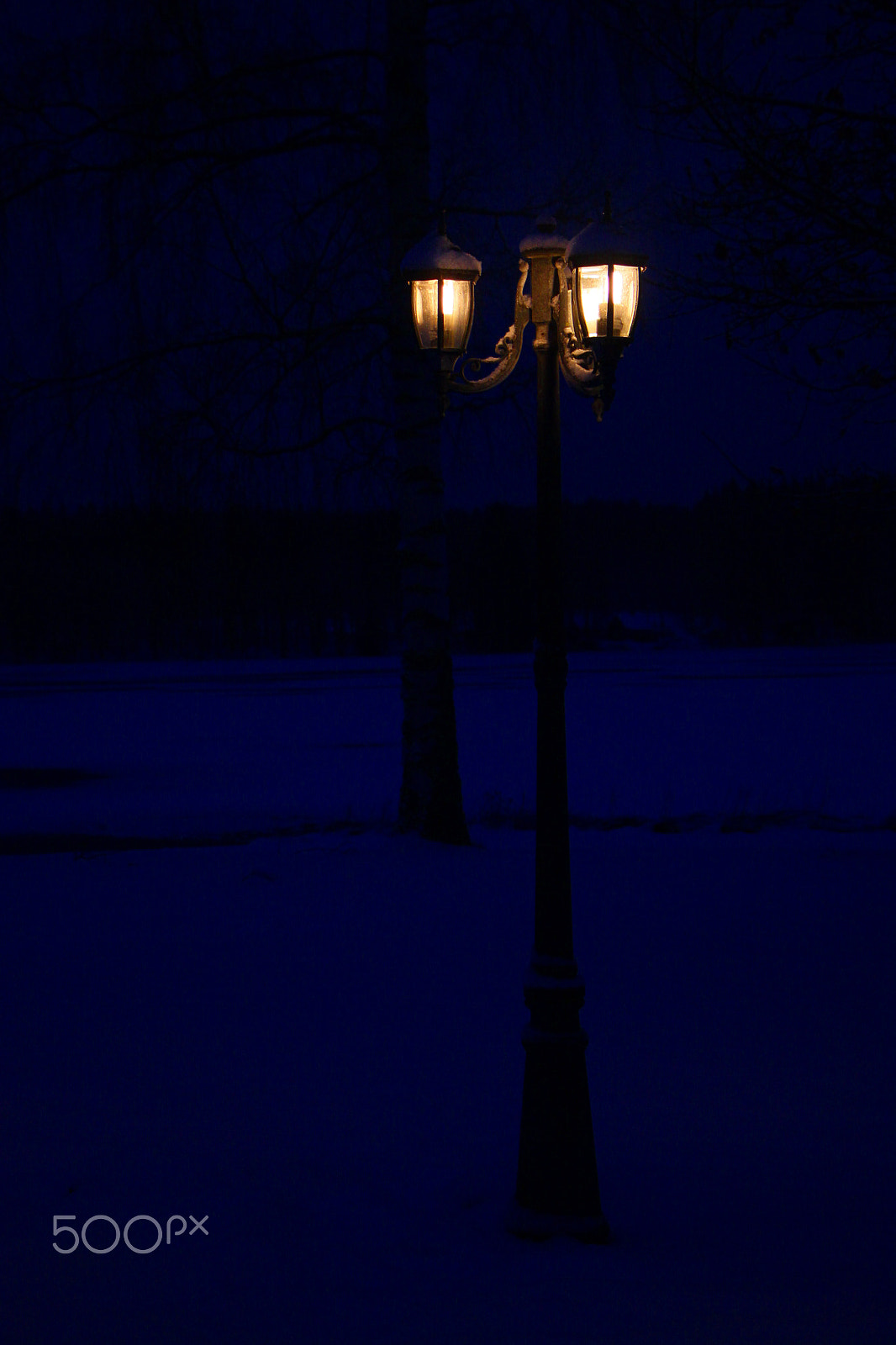 Canon EF-S 18-135mm F3.5-5.6 IS STM sample photo. Lantern photography