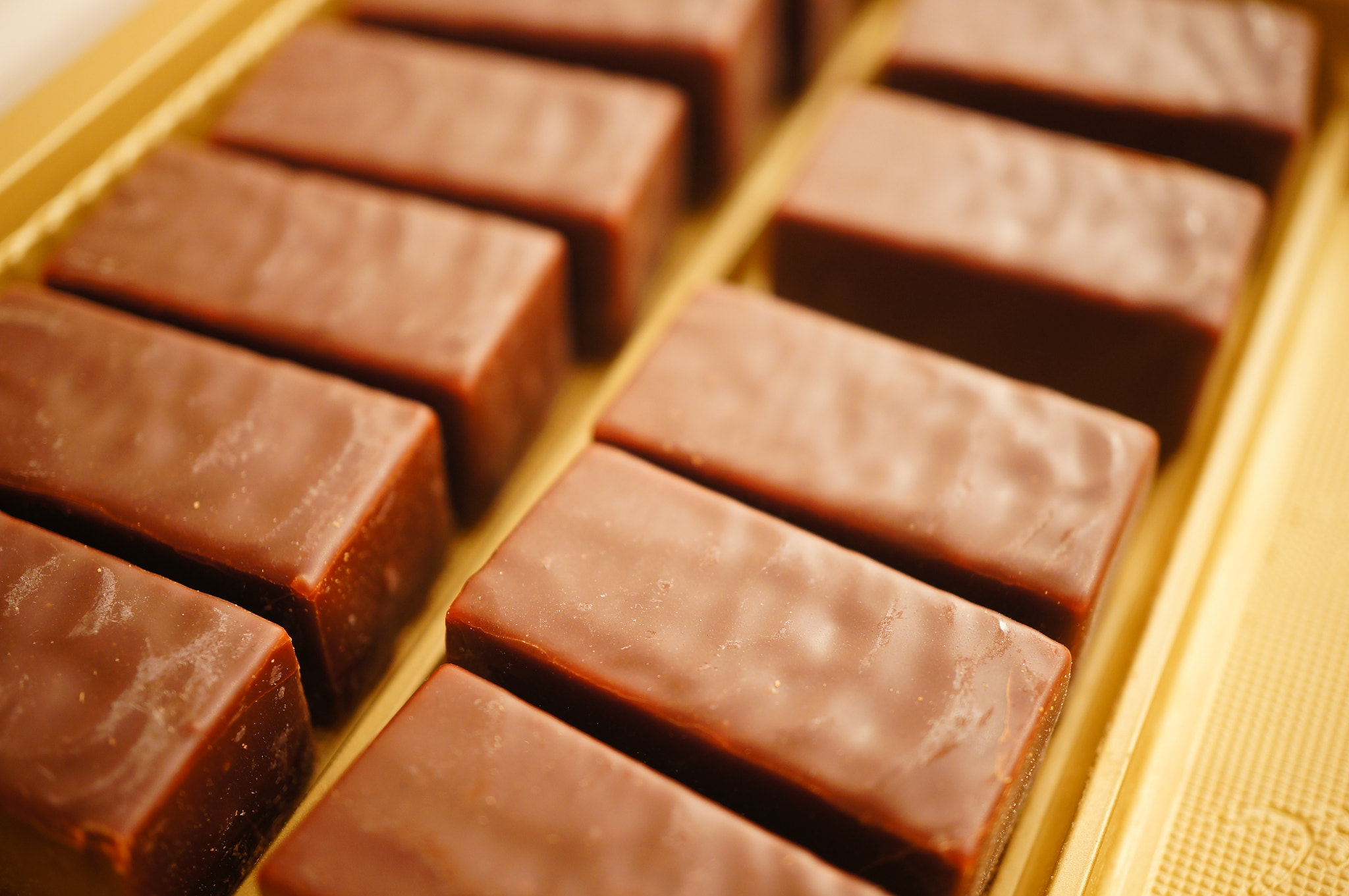 Sony Alpha NEX-5N + Sony E 30mm F3.5 Macro sample photo. Chocolate blocks photography