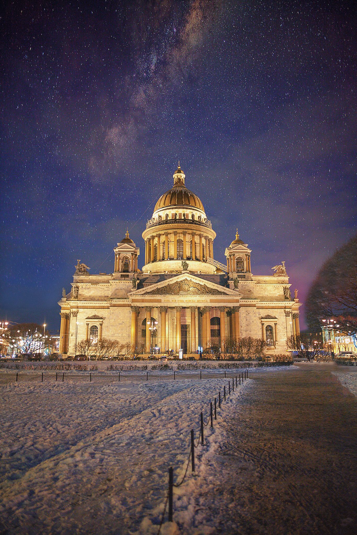 Sigma 24-35mm F2 DG HSM Art sample photo. City photography