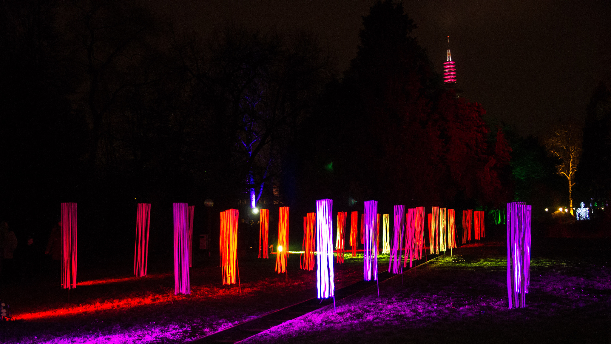 Pentax K-r + Sigma 17-70mm F2.8-4 DC Macro HSM Contemporary sample photo. Winter lights exhibition at frankfurt palmengarten photography