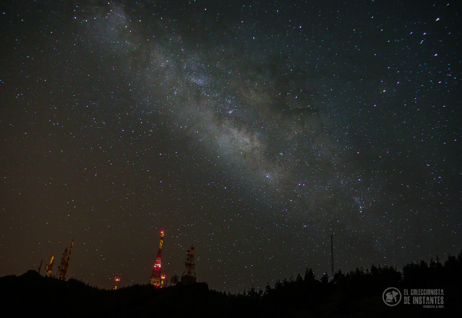 Canon EOS 70D + Sigma 18-50mm f/2.8 Macro sample photo. La vía láctea en el cielo de gran canaria photography