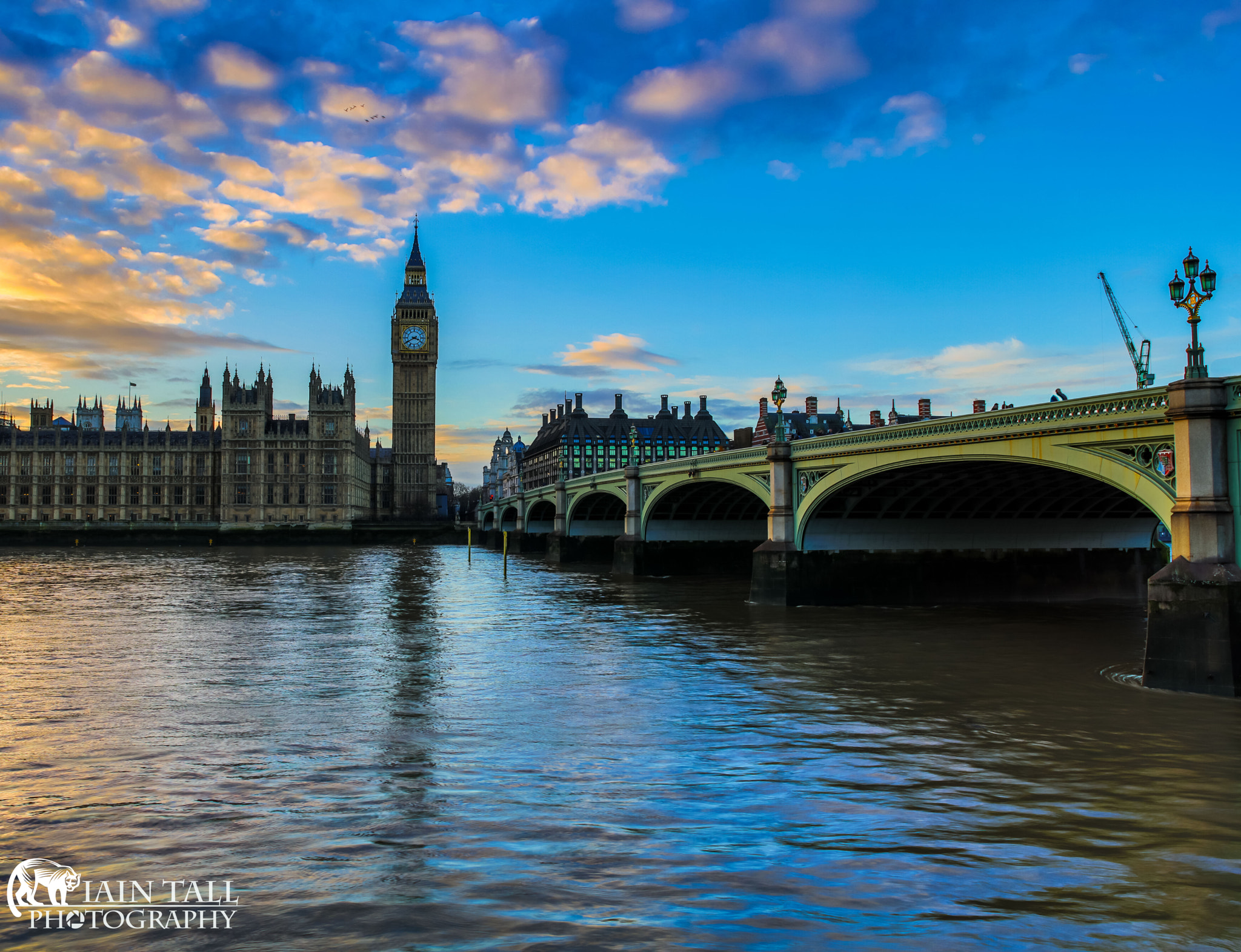 Canon TS-E 24mm f/3.5L sample photo. Time check photography