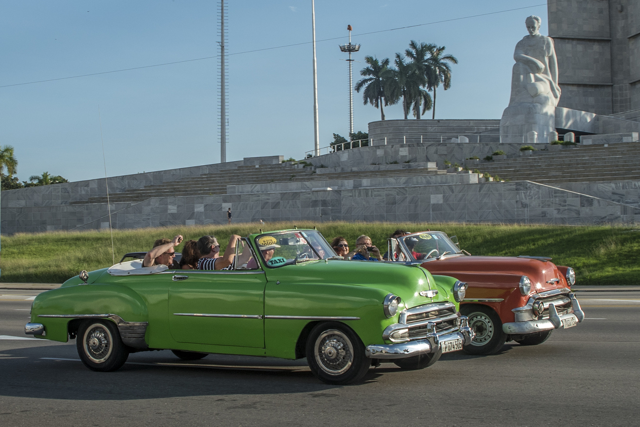 Sigma 28-200mm F3.5-5.6 Compact Aspherical Hyperzoom Macro sample photo. Cuban race photography