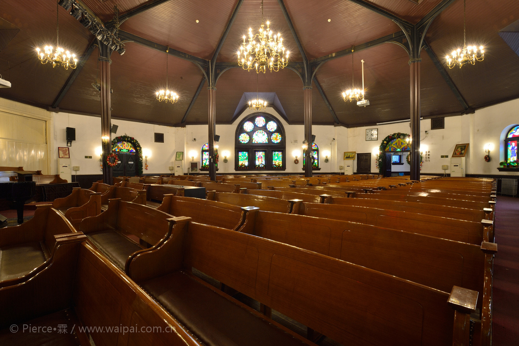 Nikon AF-S Nikkor 17-35mm F2.8D ED-IF sample photo.  穹顶之下  photography