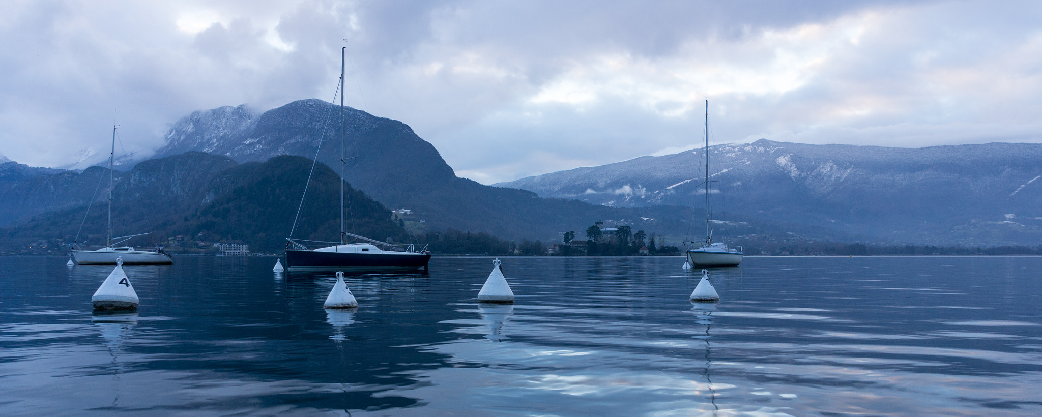 Sony Alpha NEX-3 sample photo. Lac d'annecy photography