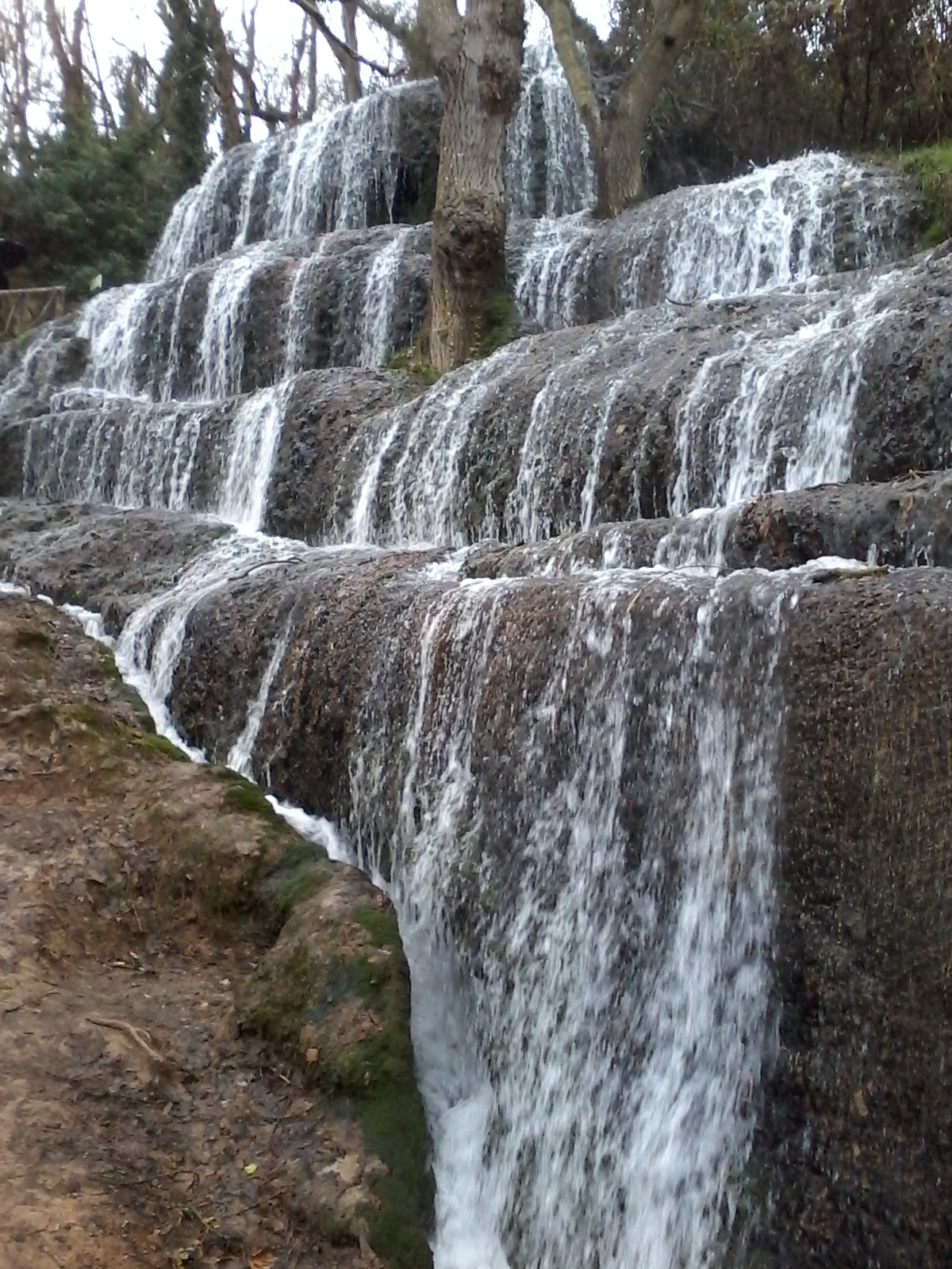 Samsung Galaxy Chat sample photo. Cascada photography