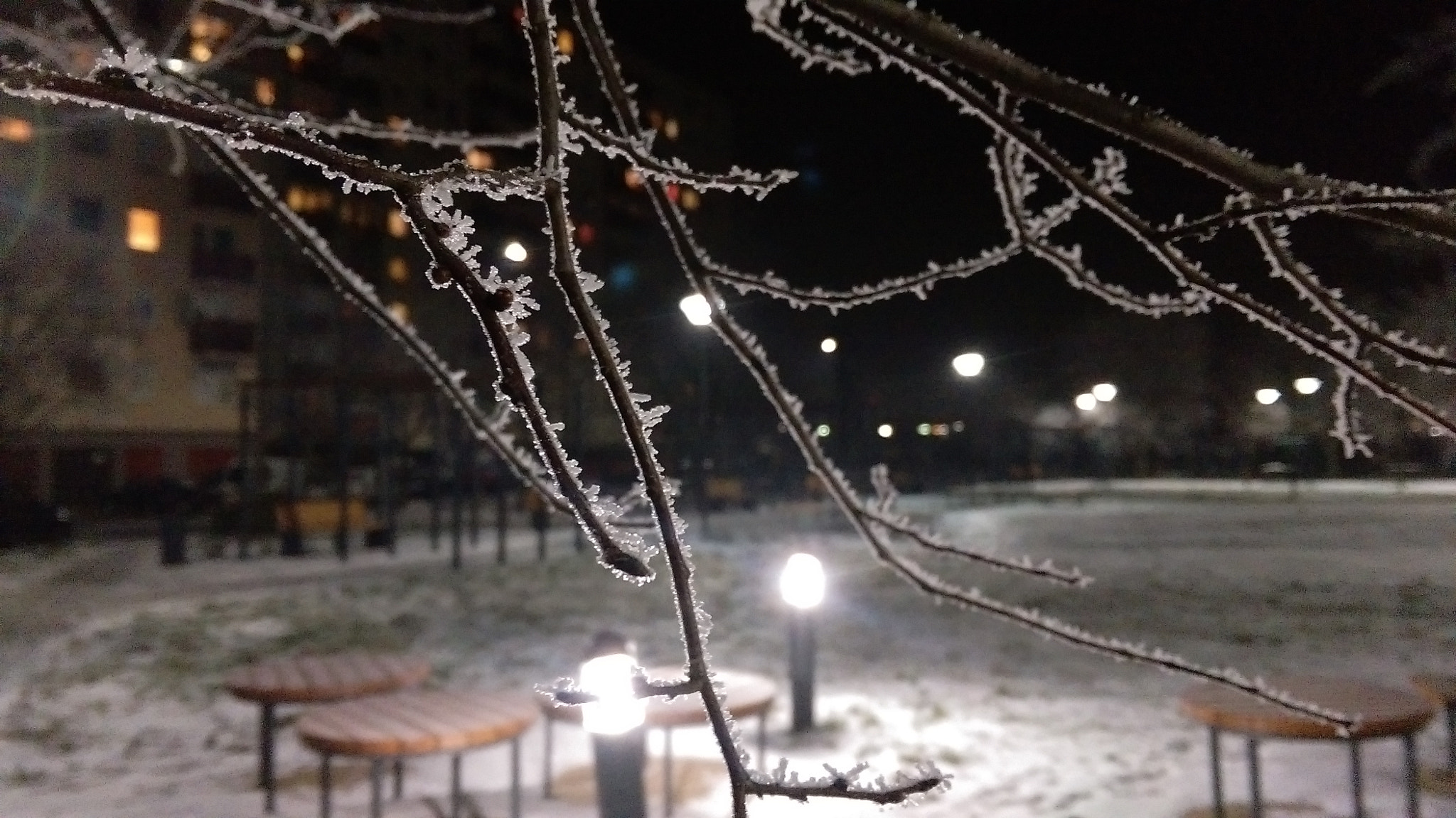 HTC ONE (M8 EYE) sample photo. Winter lights photography
