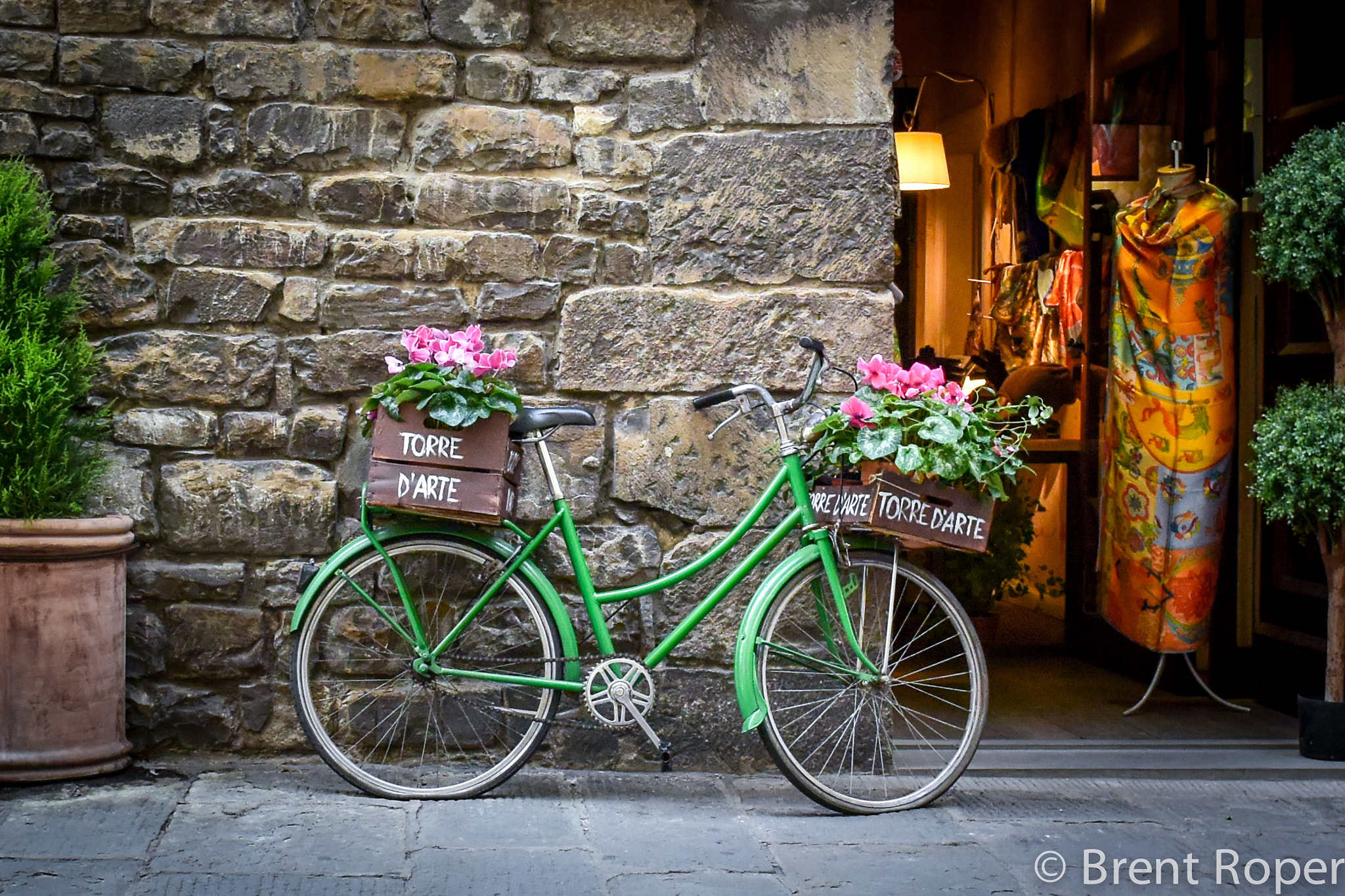 Nikon 1 V3 + Nikon 1 Nikkor 10mm F2.8 sample photo. Bikes of florence photography