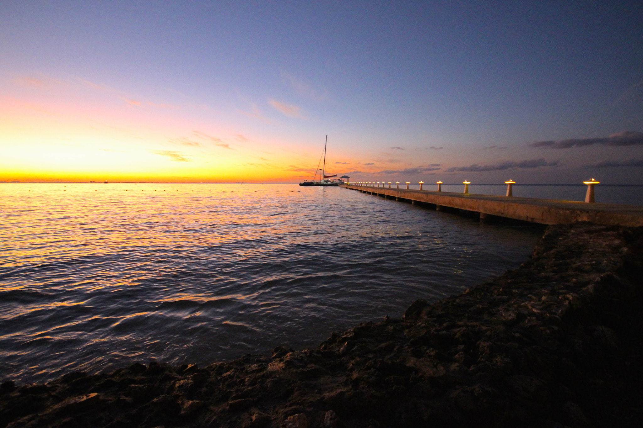 Canon EOS 650D (EOS Rebel T4i / EOS Kiss X6i) sample photo. Cayman colors photography
