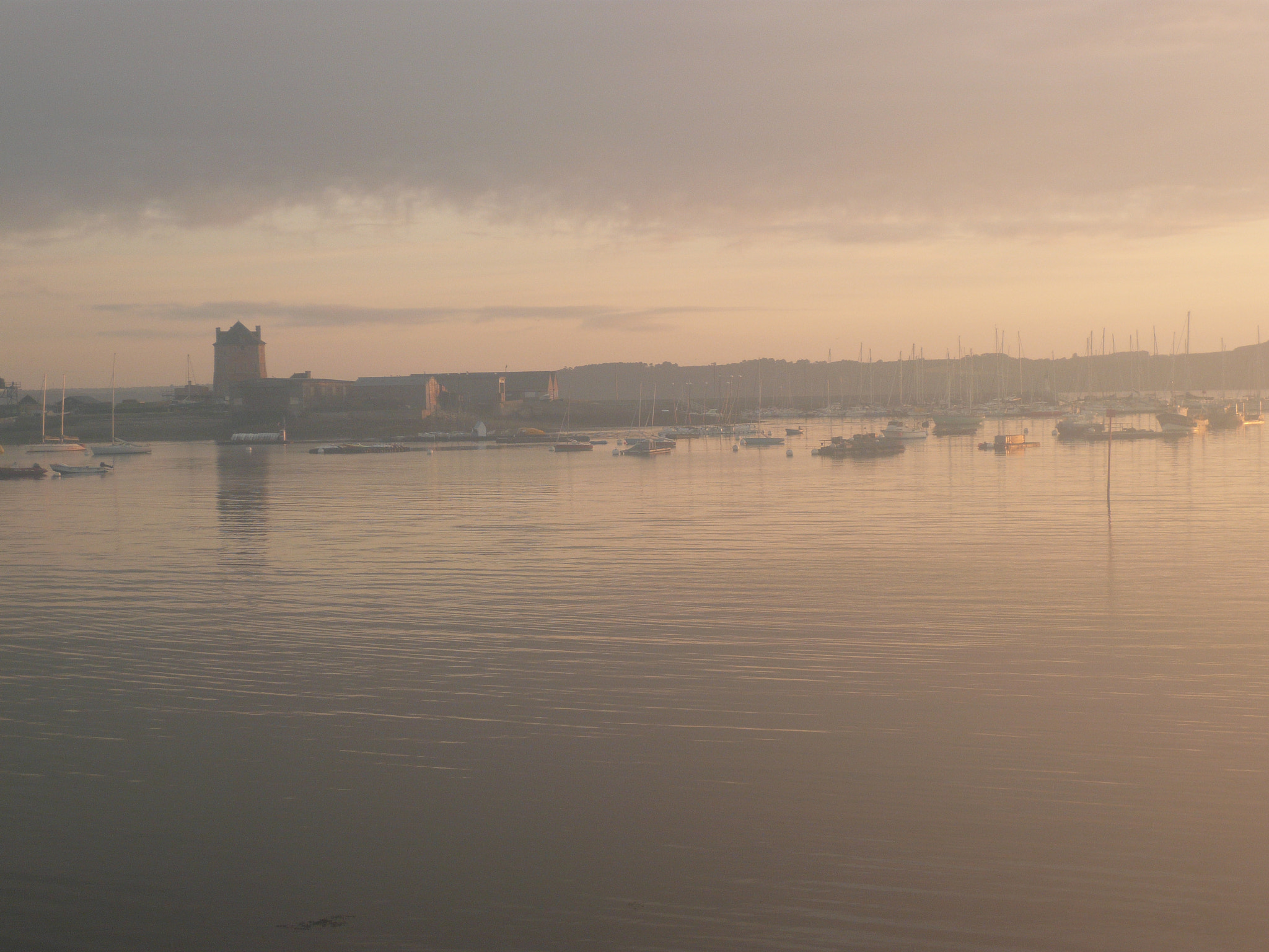 Panasonic DMC-FX100 sample photo. Camaret, bretagne photography